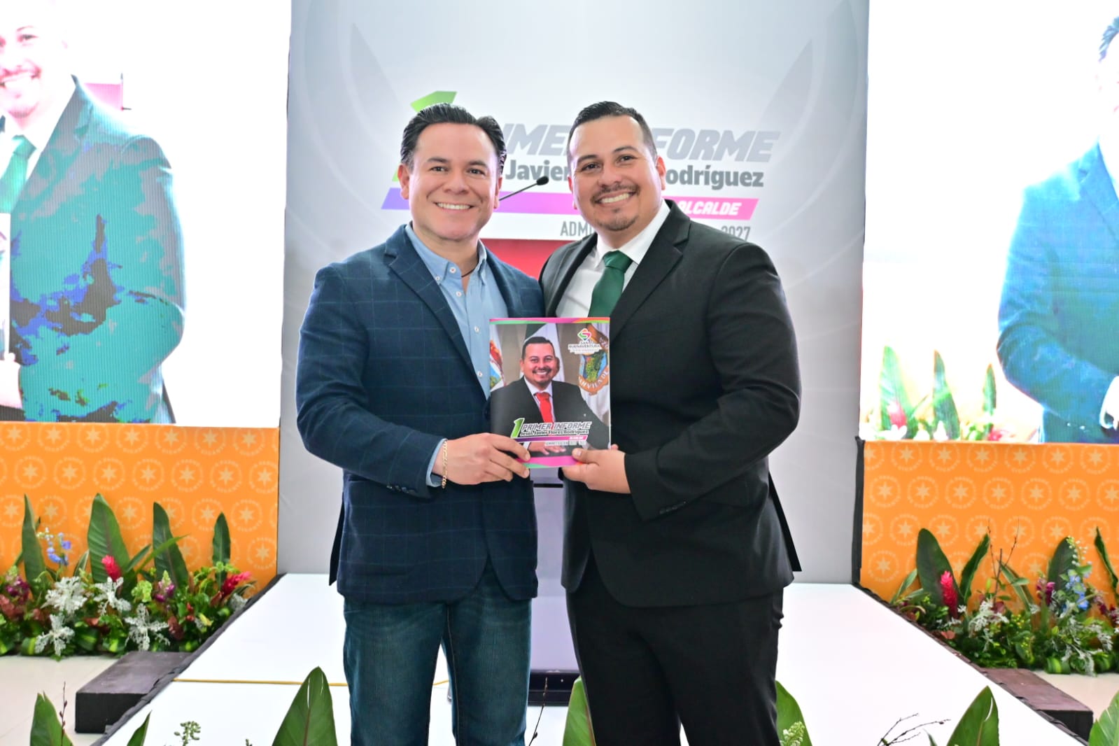 Rinde Javier Flores su Primer Informe en SB