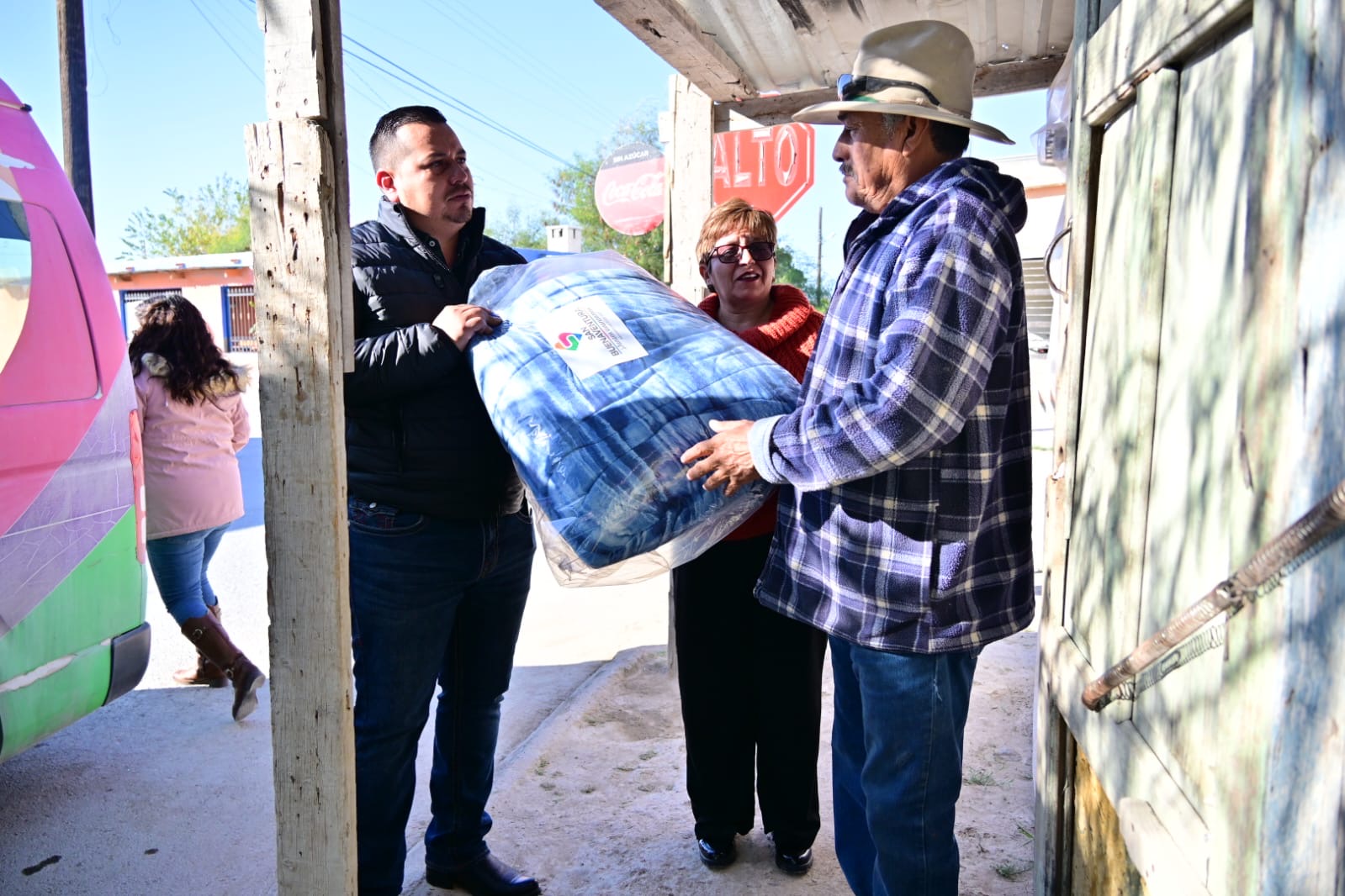 JAVIER FLORES COBIJA A LAS FAMILIAS DE SAN BUENAVENTURA
