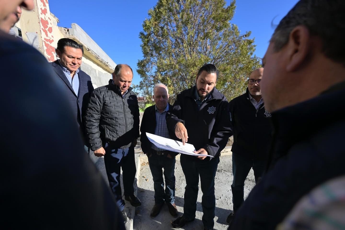 Presenta Carlos a IP proyectos C2 y CEIS