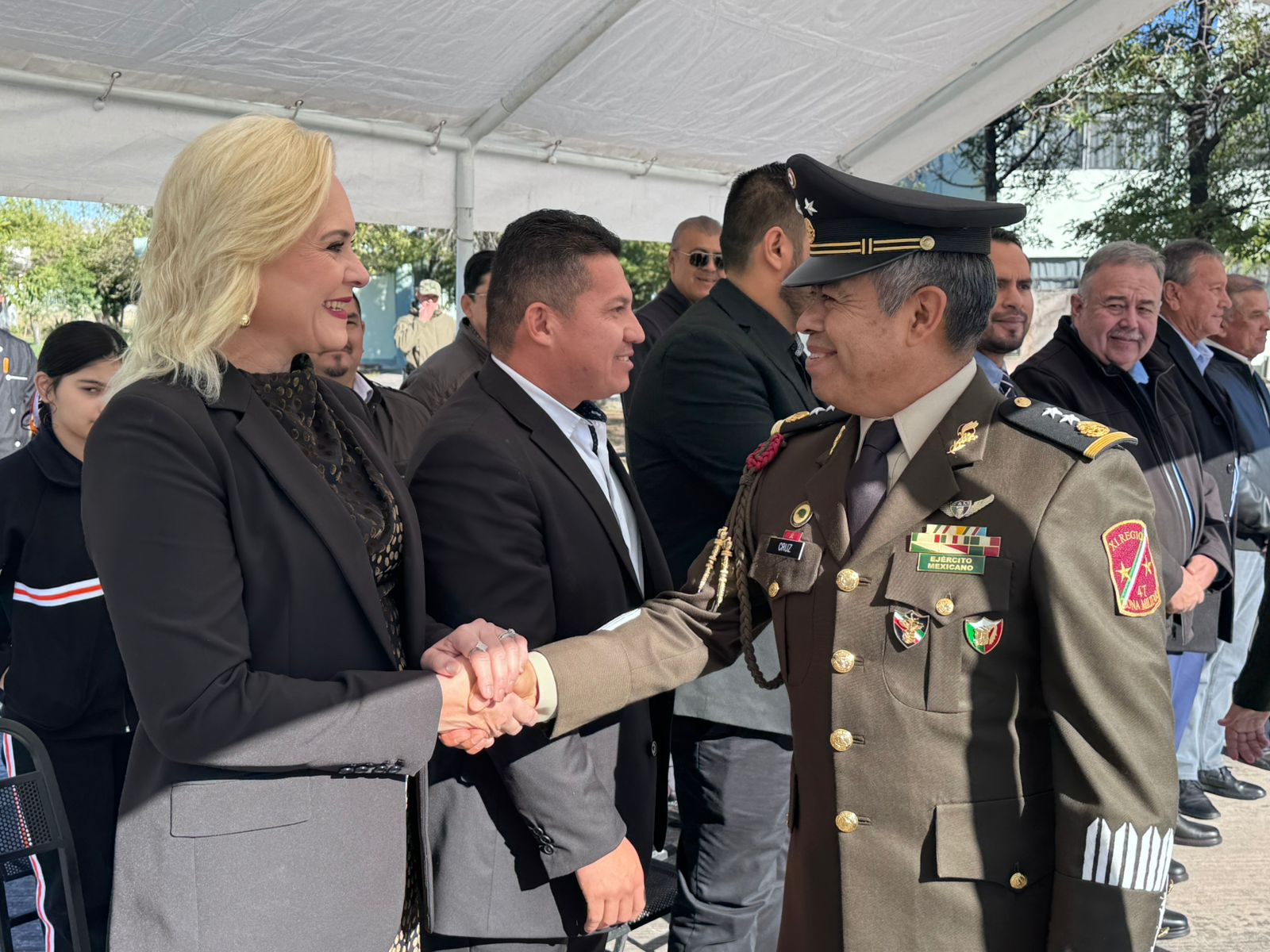 CEREMONIA DE TOMA DE POSESIÓN Y PROTESTA DE BANDERA DEL C. CORONEL DE CABALLERÍA E.M. HUGO HORACIO VERDEJO SALCEDO EN MÚZQUIZ