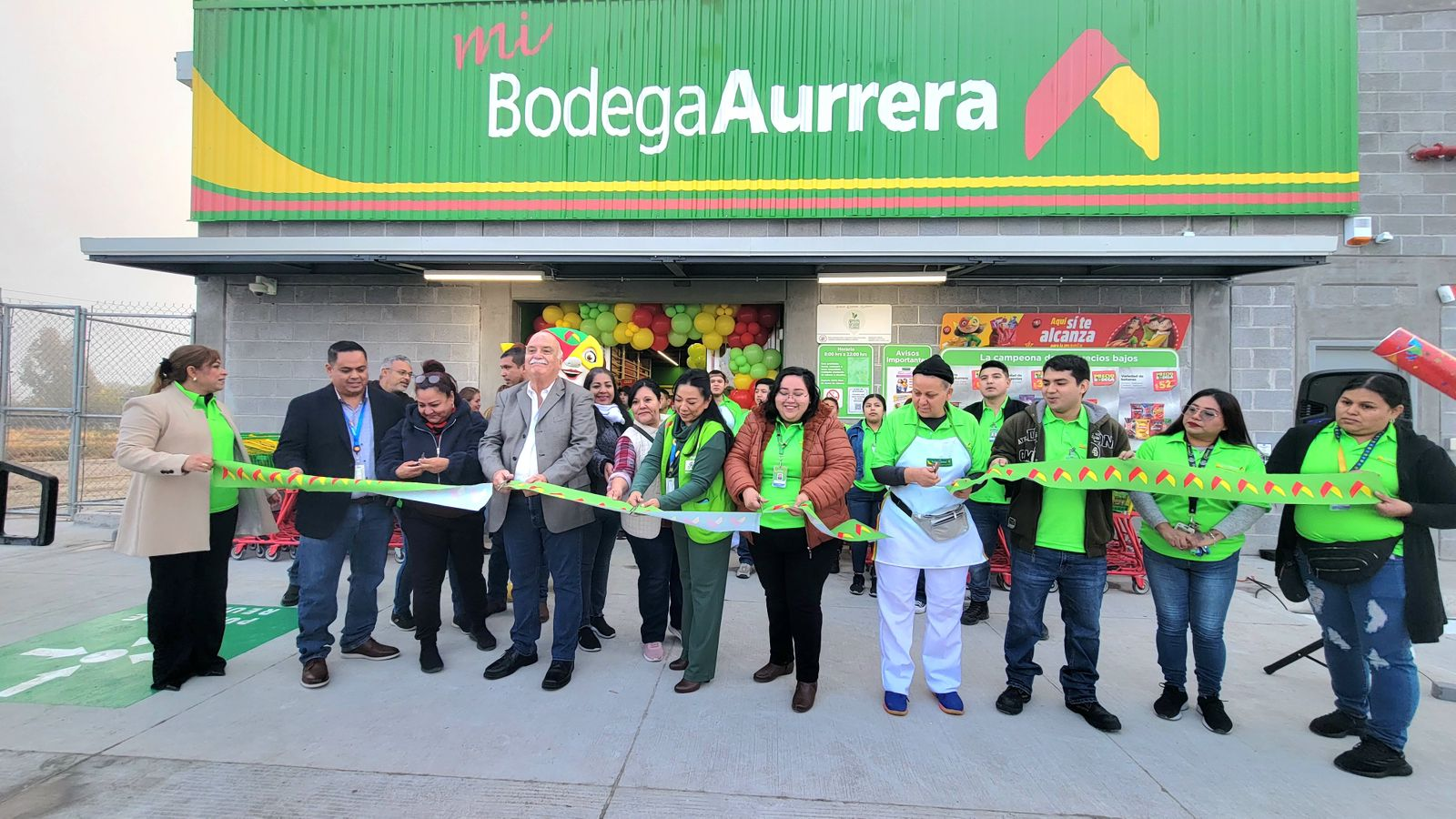 Impulsa Laura Jiménez economía de Villa de Palaú con la apertura de una nueva Bodega Aurrera