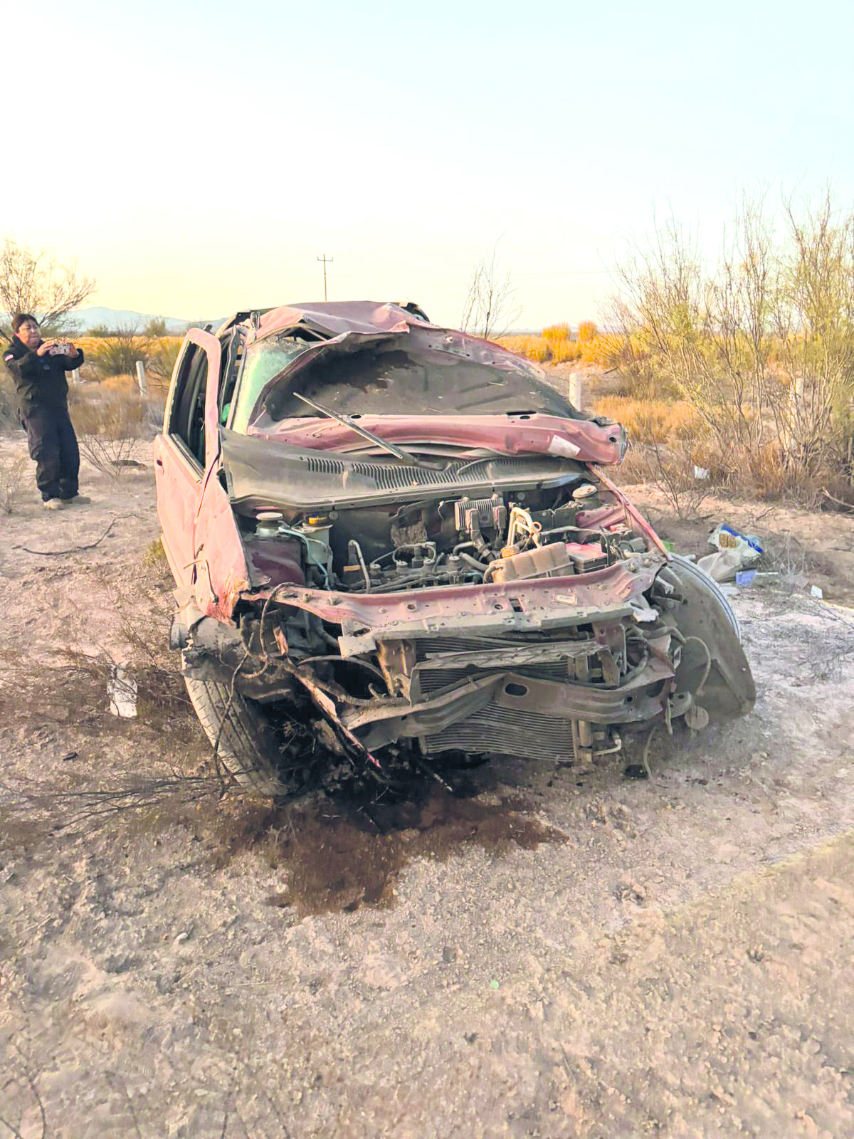 Fallece en volcadura mujer en carretera 53