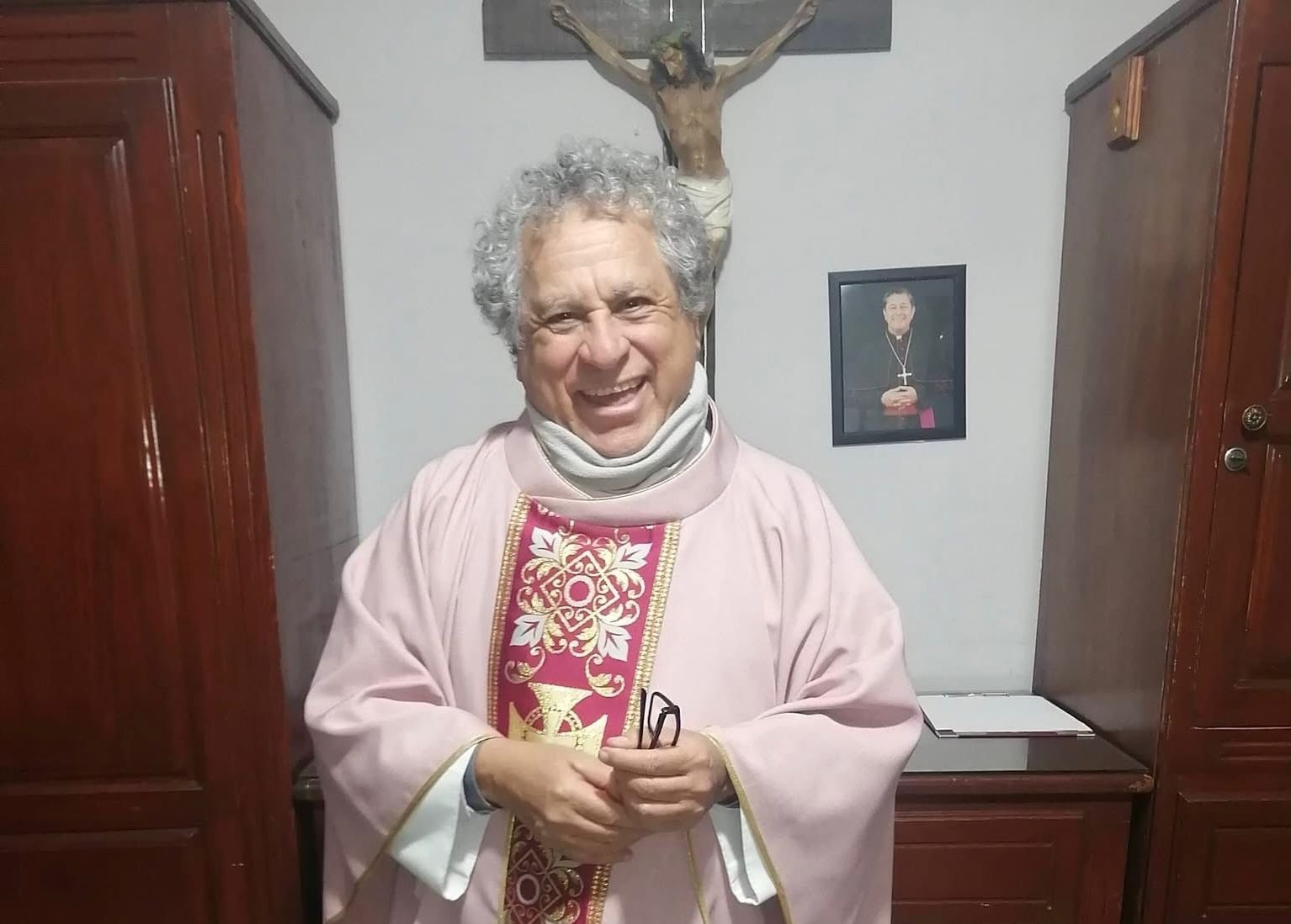 Padre Venus se recupera tras una exitosa operación