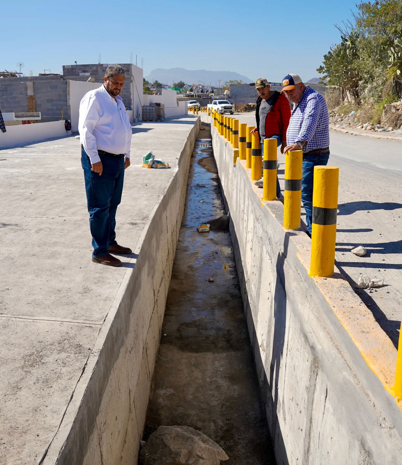 Entrega Ramos Arizpe obra de pavimentación