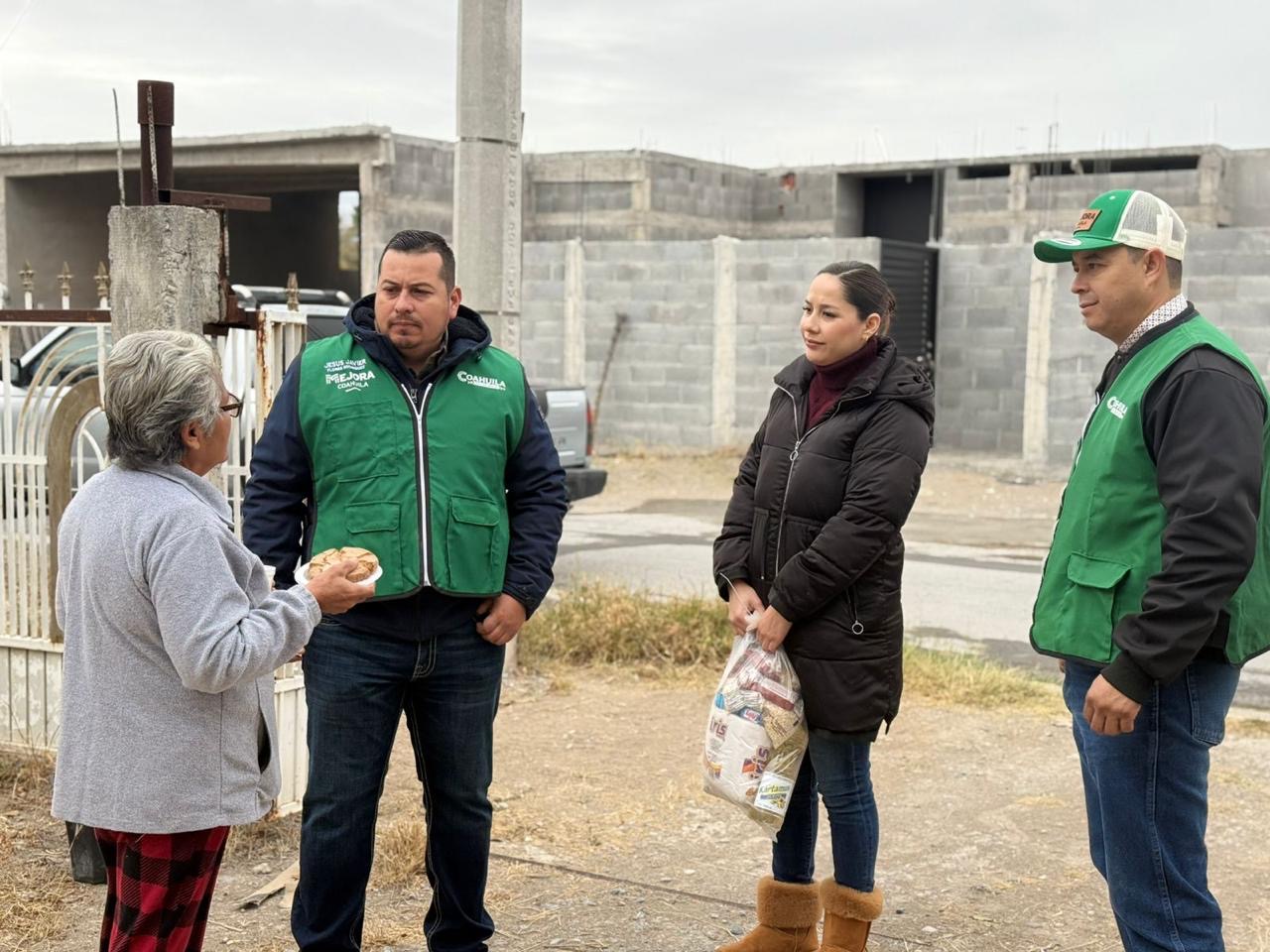 Abriga municipio por intenso frio a familias Sambonenses 