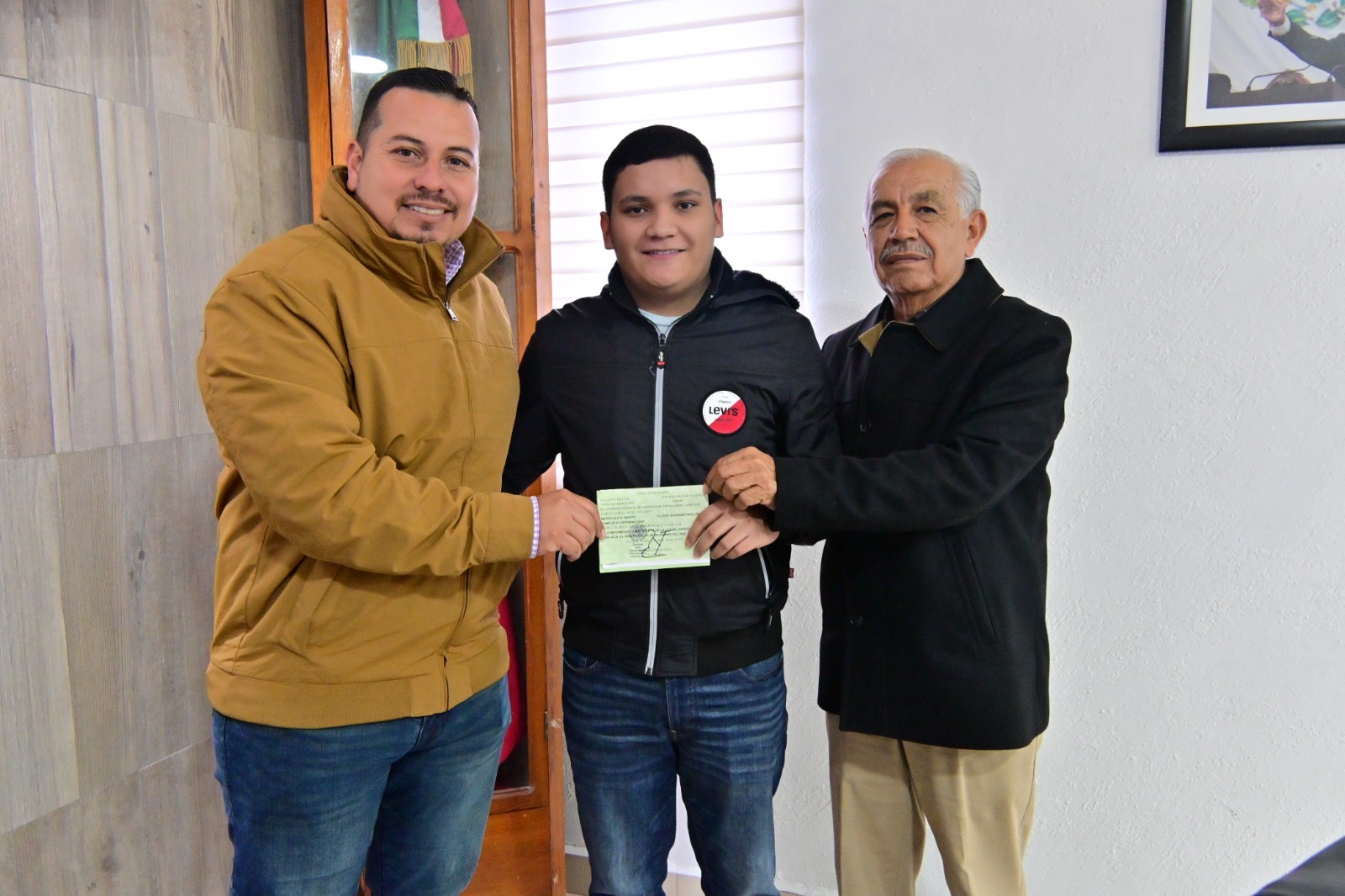 AMPLÍAN PLAZO PARA ENTREGA DE LA MEDIA CARTILLA MILITAR