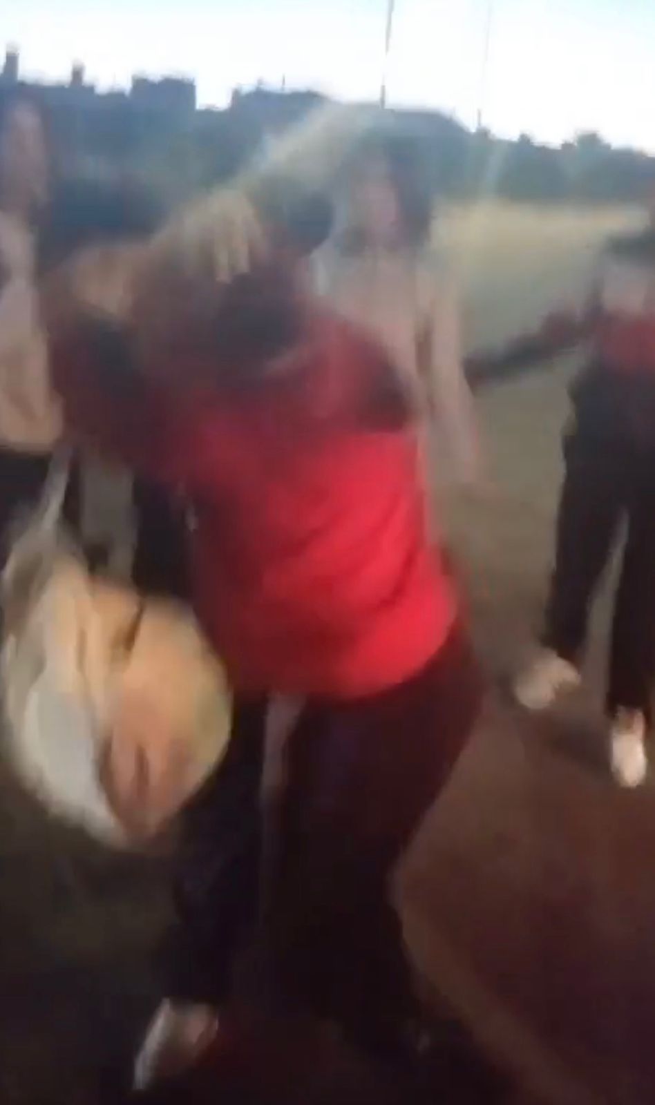 Preocupan riñas entre alumnas de secundaria