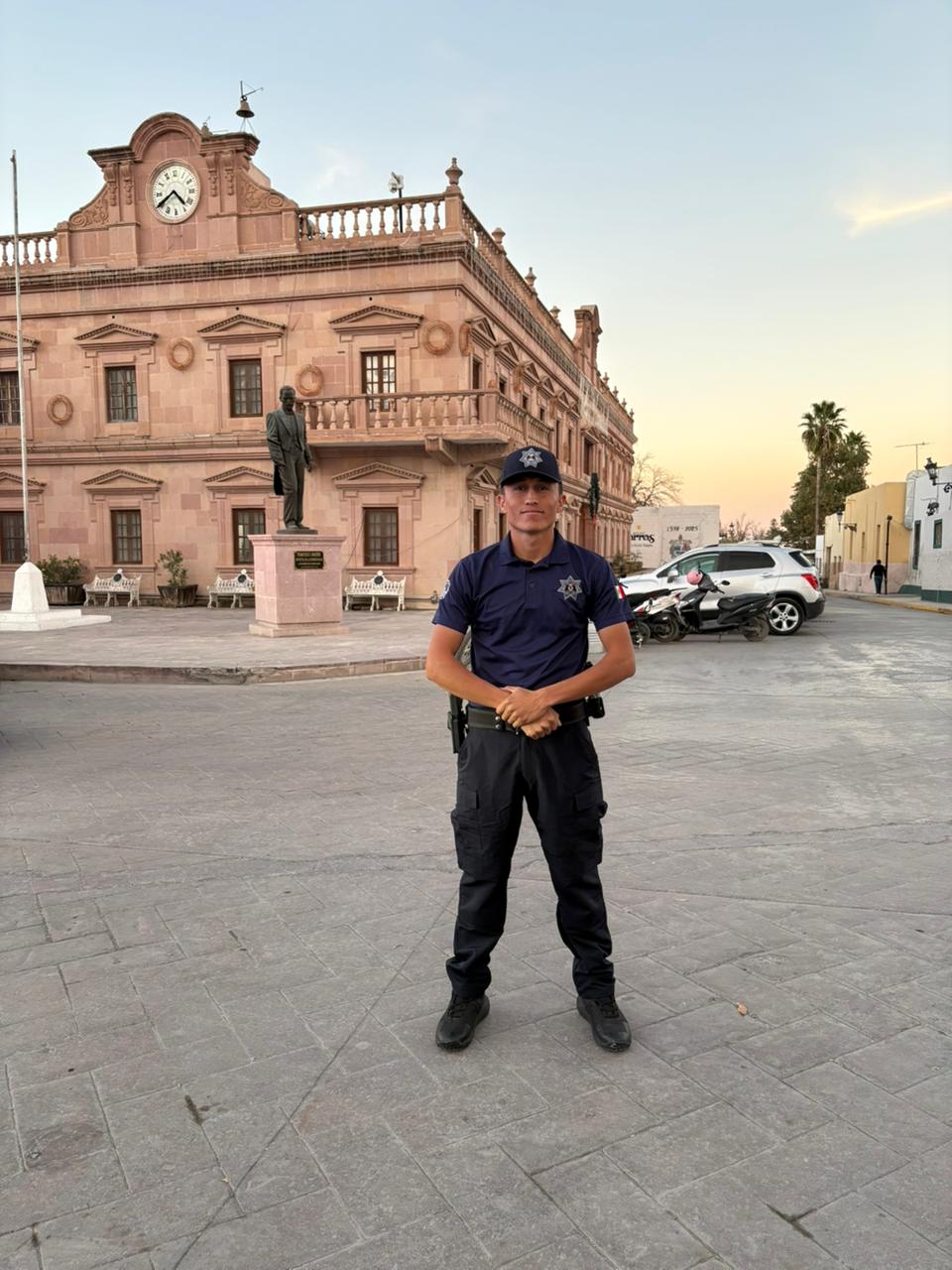 El orgullo de ser policía en Parras