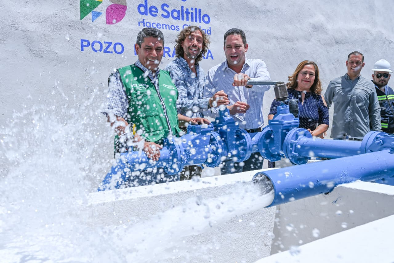 Fortalece Javier Díaz el suministro de agua en Saltillo