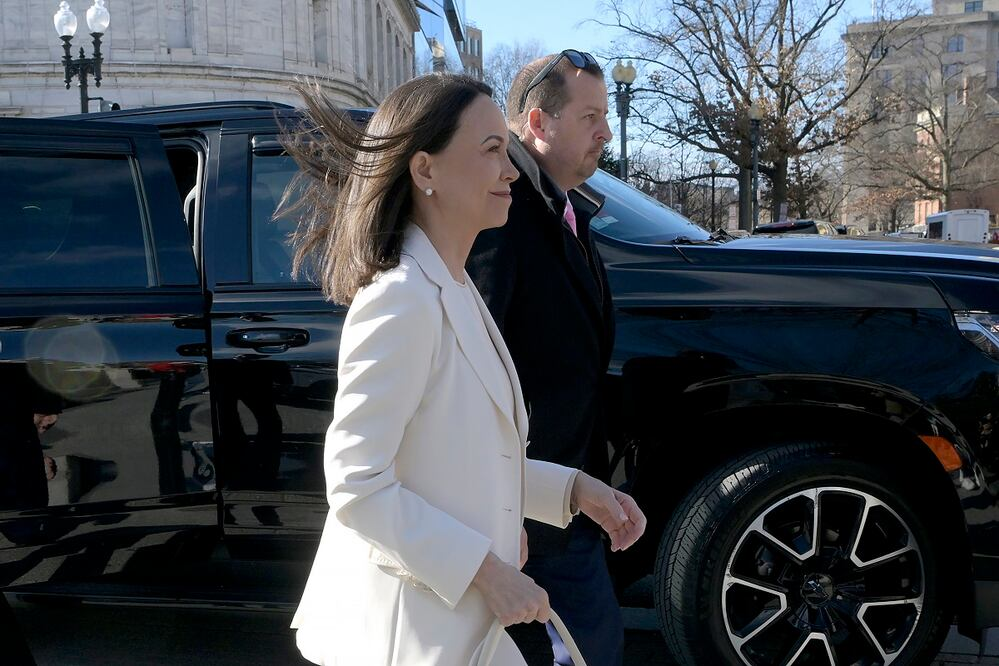 María Corina Machado se reúne con Donald Trump; busca mantener línea directa con la Casa Blanca