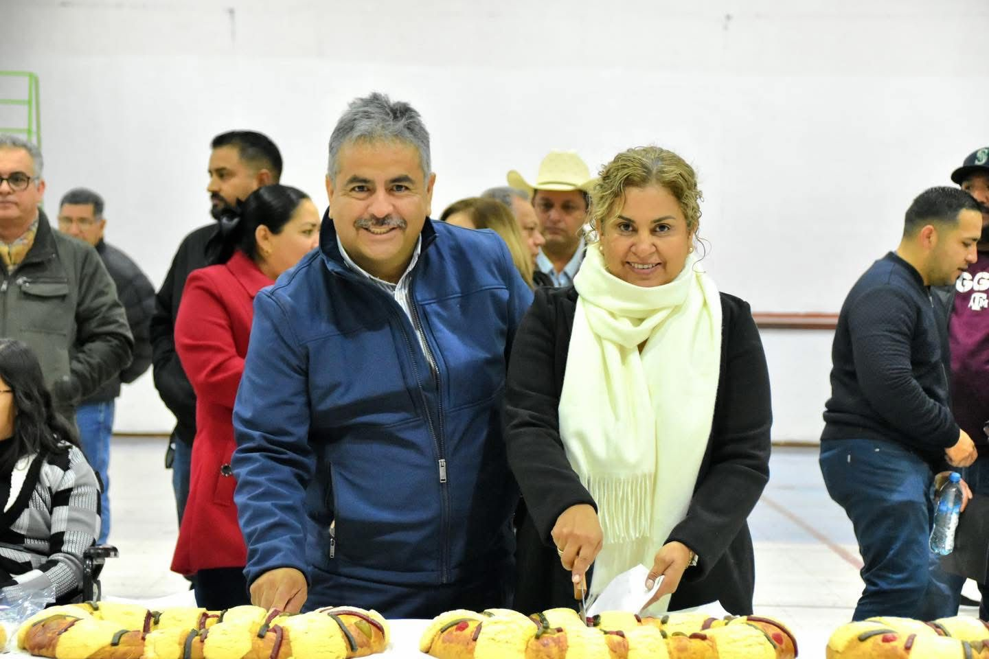 Invitan Víctor Leija y Lety Medina a “Rosca para Todos” por el Día de Reyes