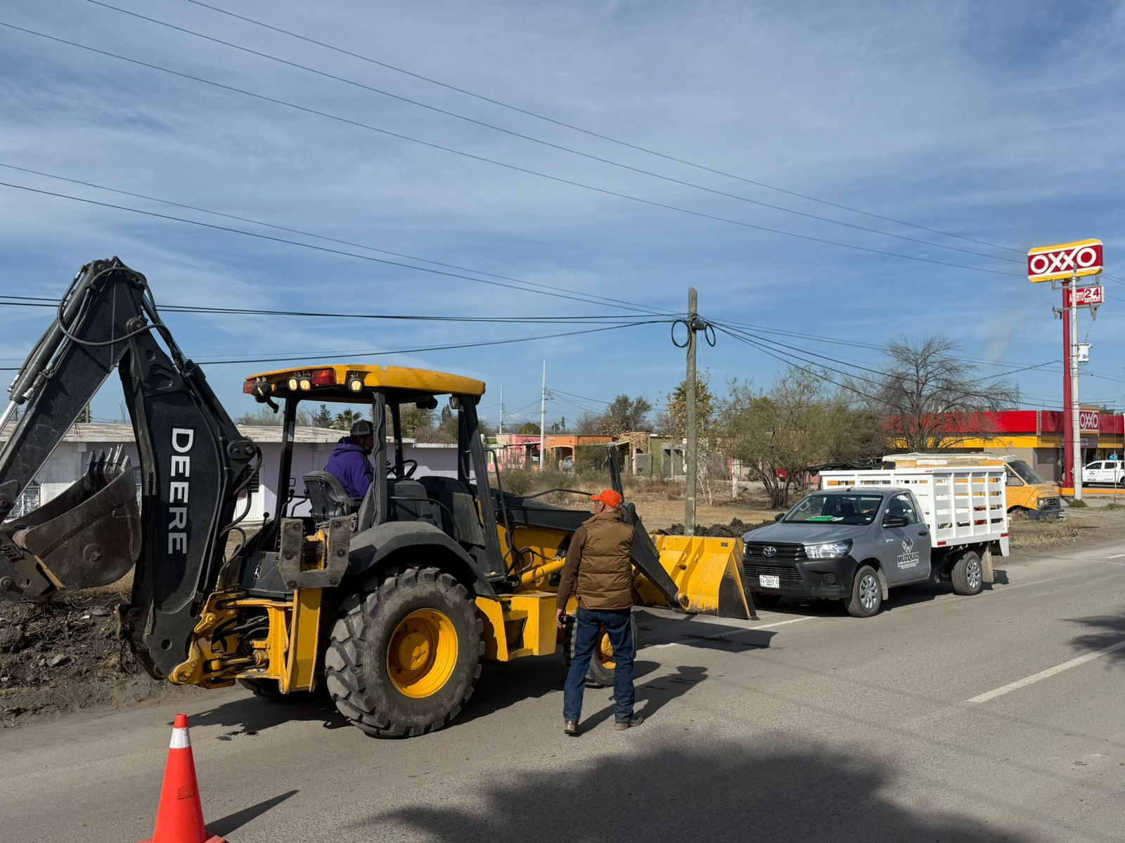 Supervisa Laura Jiménez Gutiérrez labores de limpieza y mantenimiento en bulevares