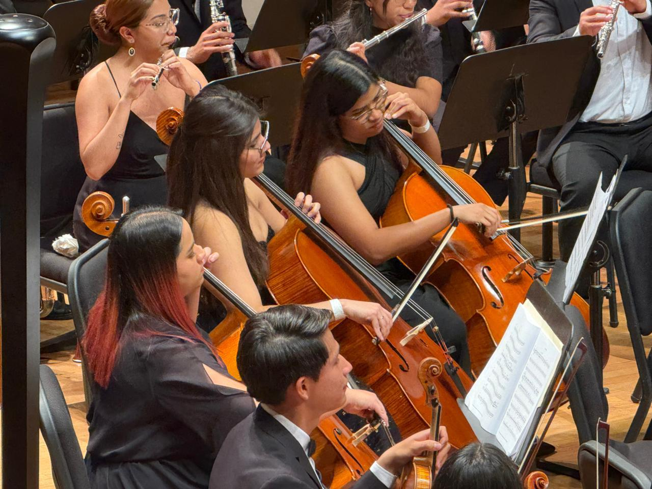 Coahuilense es seleccionada nacional, en la Orquesta Sinfónica Nacional Juvenil de México
