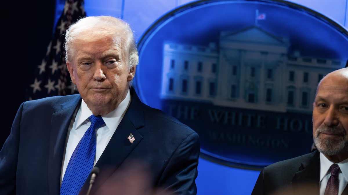Aumentará Trump al 15% a arancel global