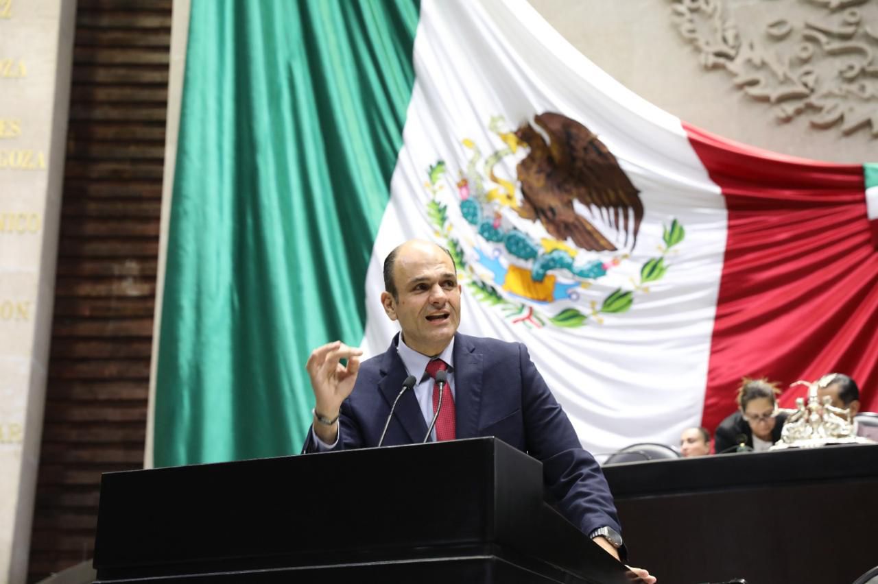 Propone Jericó desterrar anuncios de apuestas en el horario familiar