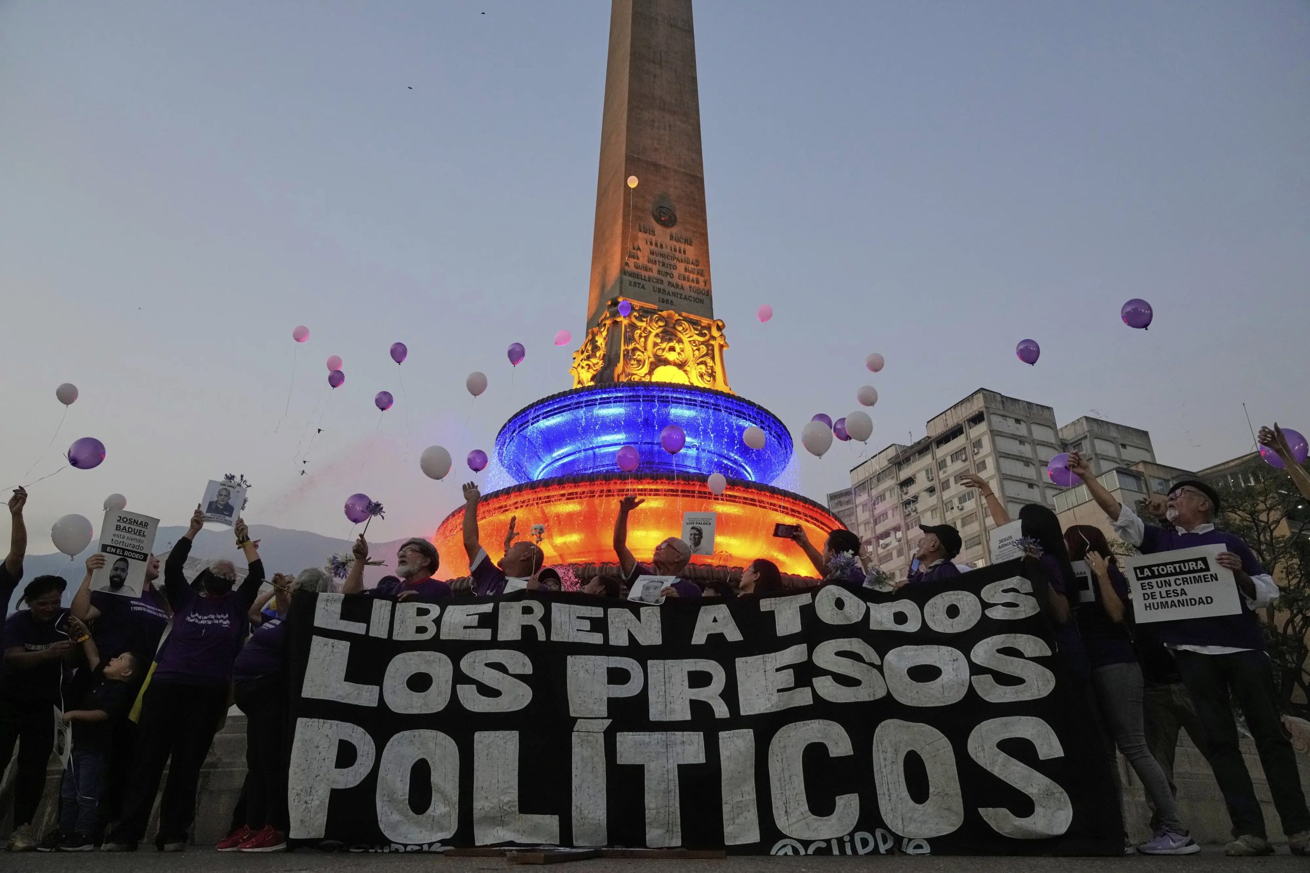 Venezuela libera a 17 presos políticos más
