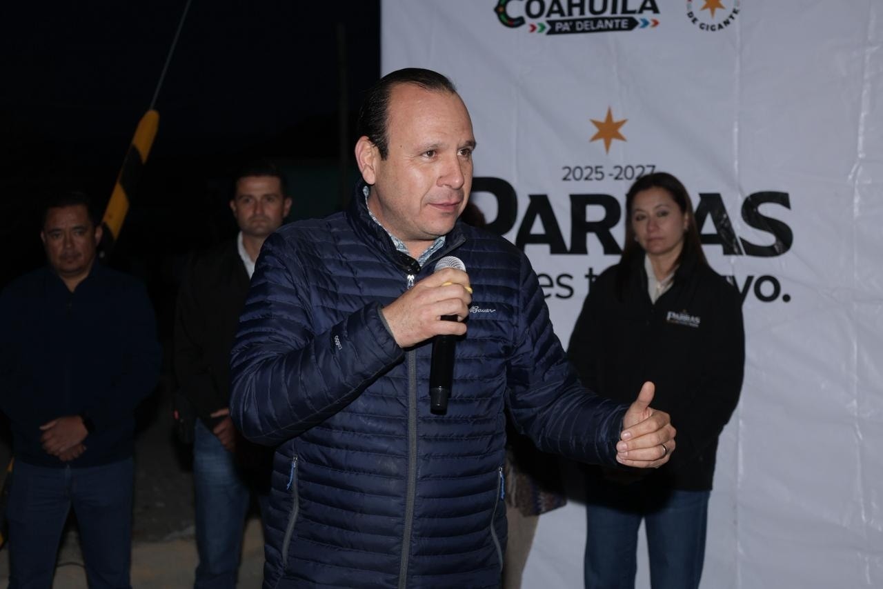 Más luz y agua para el Barrio del Refugio