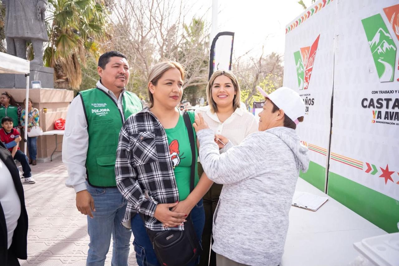 Mantiene Yesica supervisión en campaña de vacunación