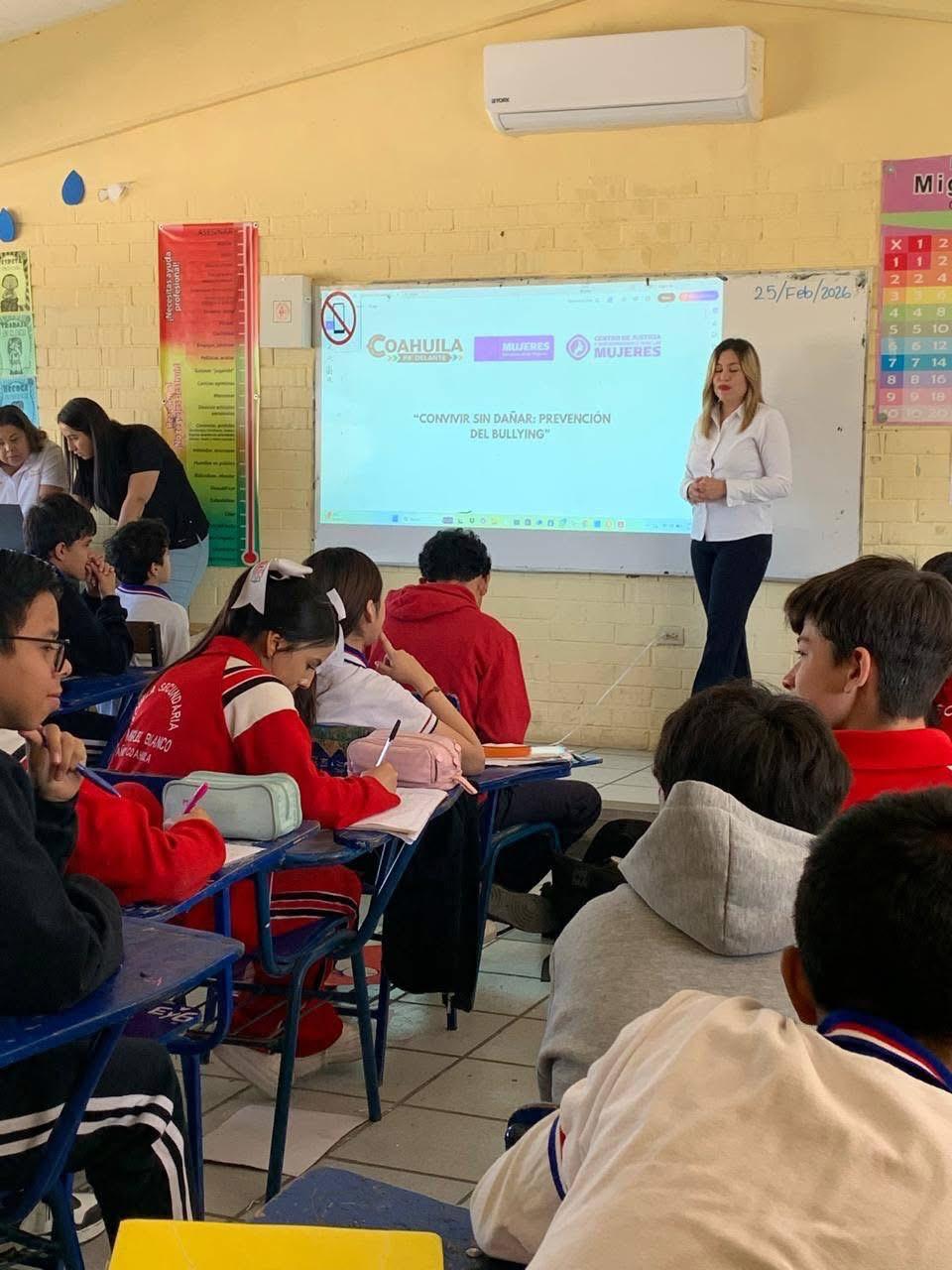 Orienta Castaños contra el “bullyng”