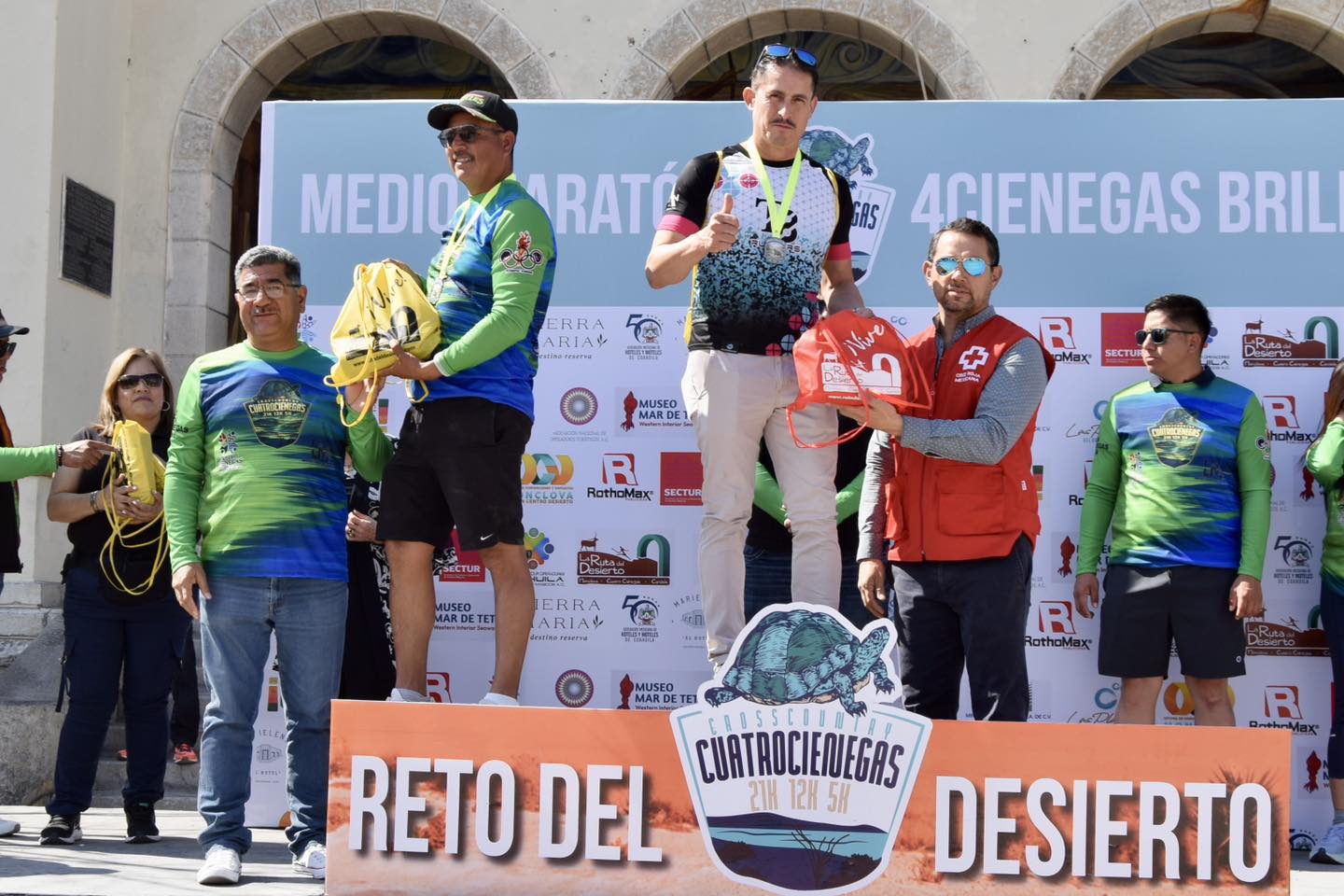 GRAN ÉXITO EN MEDIO MARATÓN “4-C BRILLA”