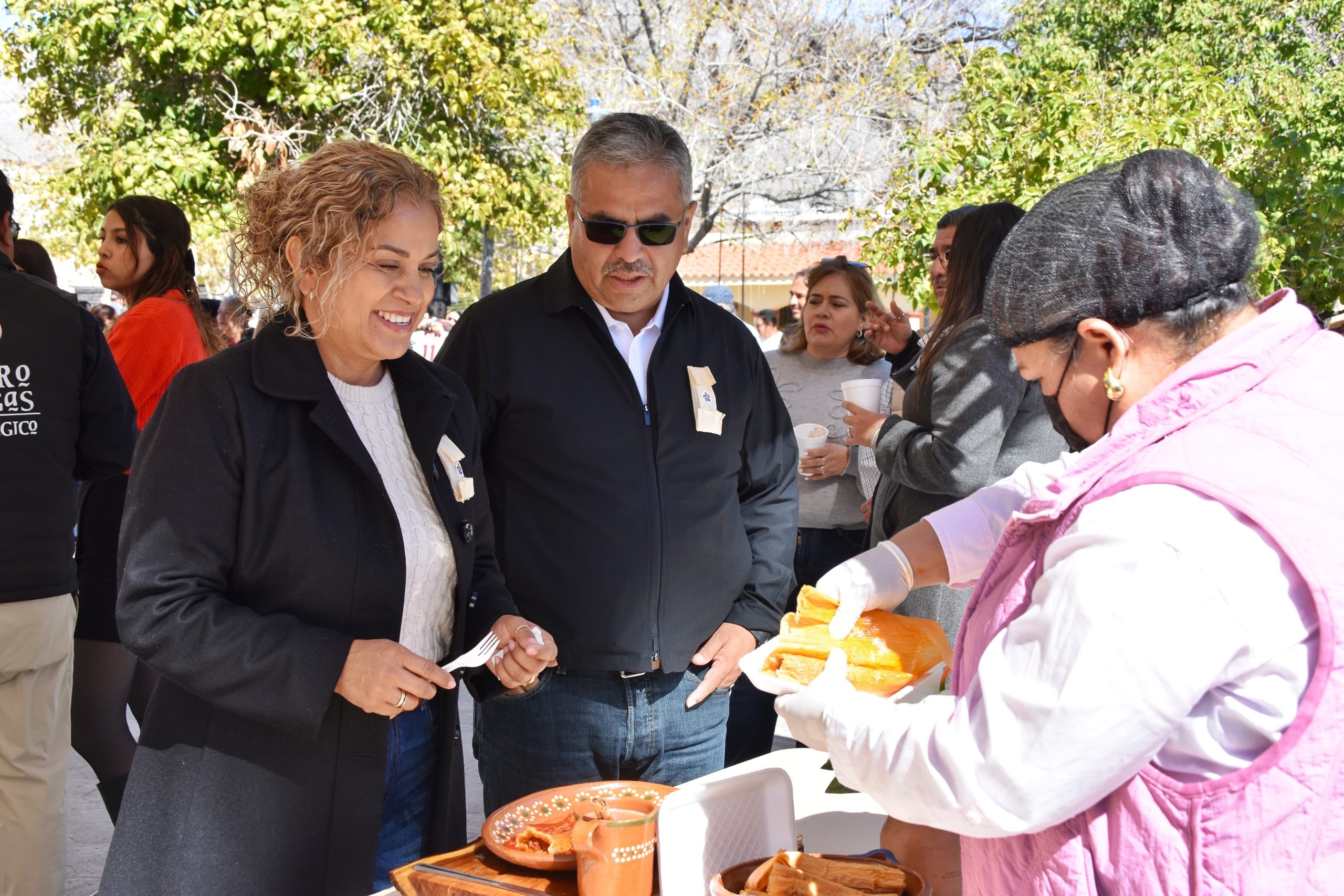 UNE A FAMILIAS FERIA DEL TAMAL