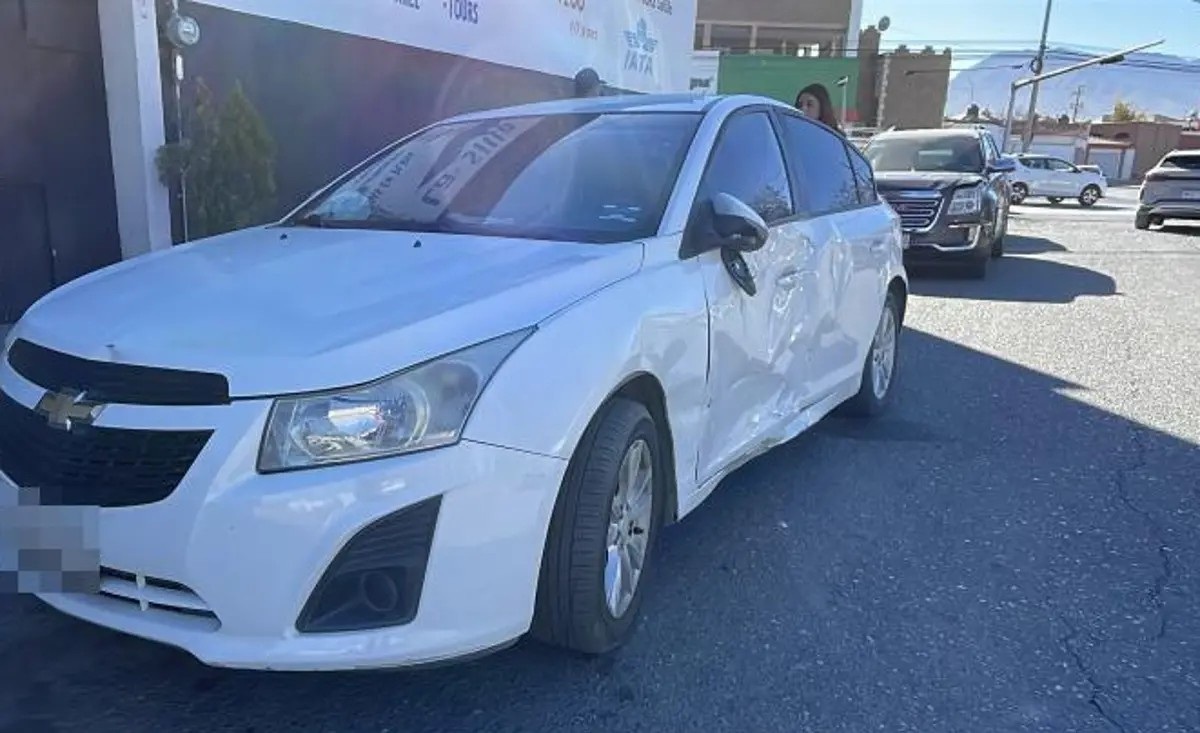 Deja choque lesionada a conductora embarazada