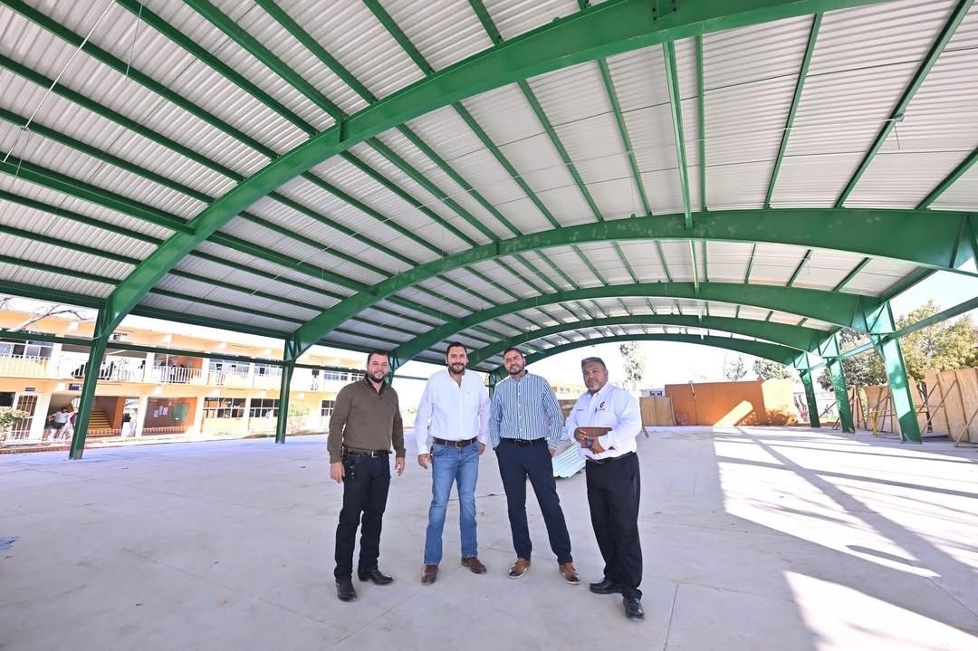 Carlos Villarreal fortalece infraestructura y servicios