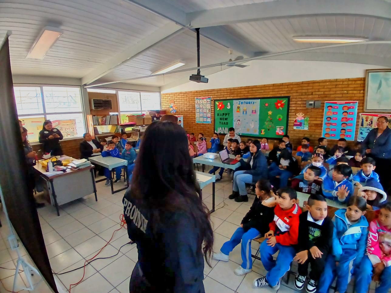 Llevan cultura de la denuncia a las aulas