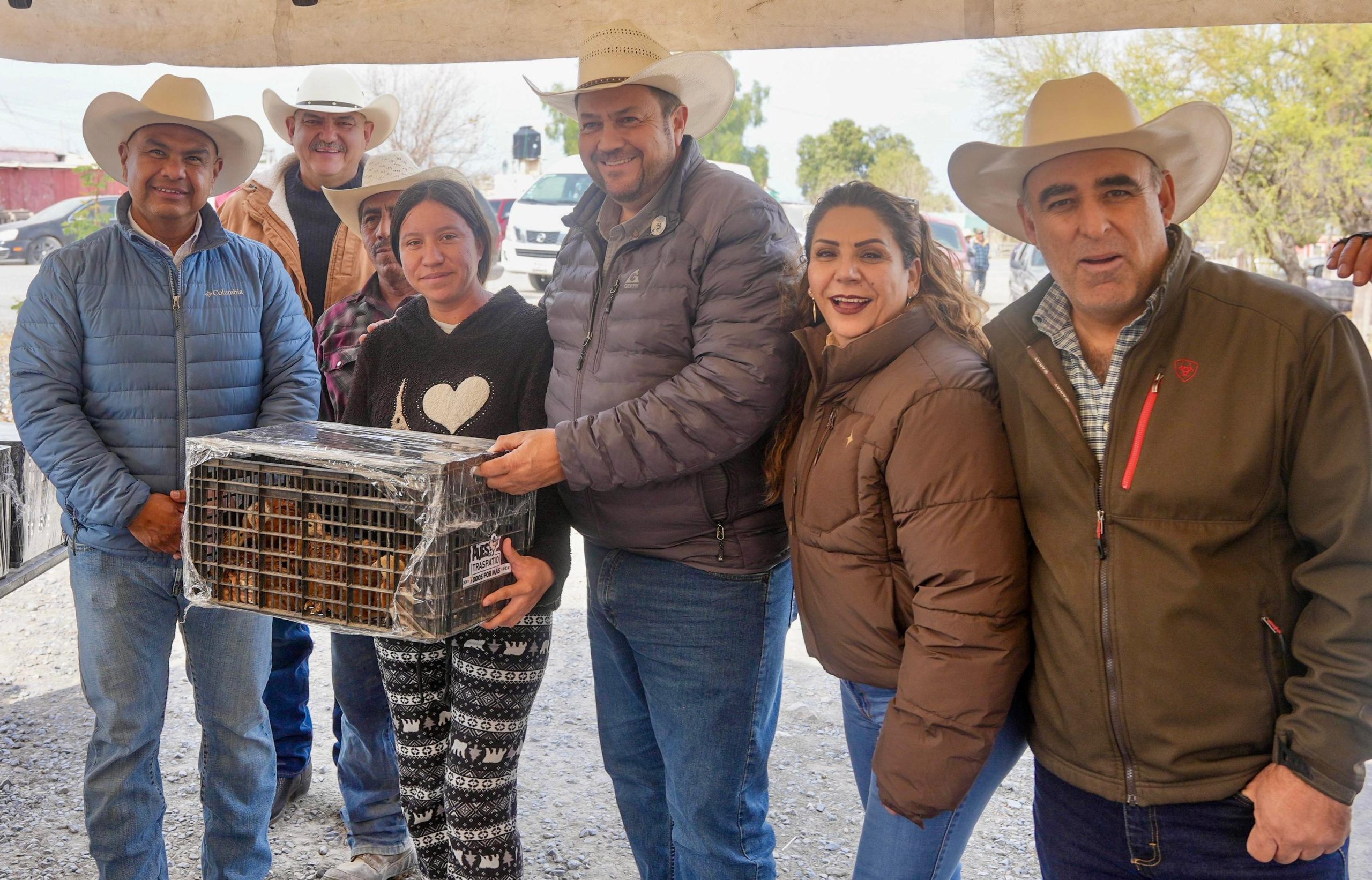 lleva Tomás Gutiérrez obras de infraestructura al campo