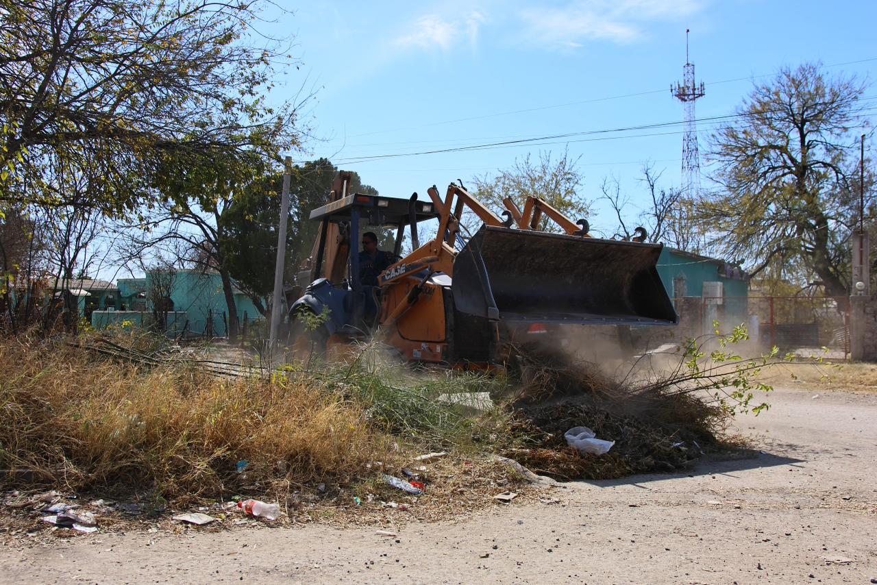 Mejoran alcalde Chano los accesos a Sabinas