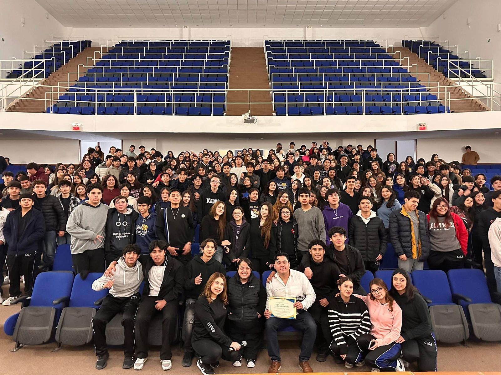 Fortalece IMM la prevención de la violencia en el noviazgo
