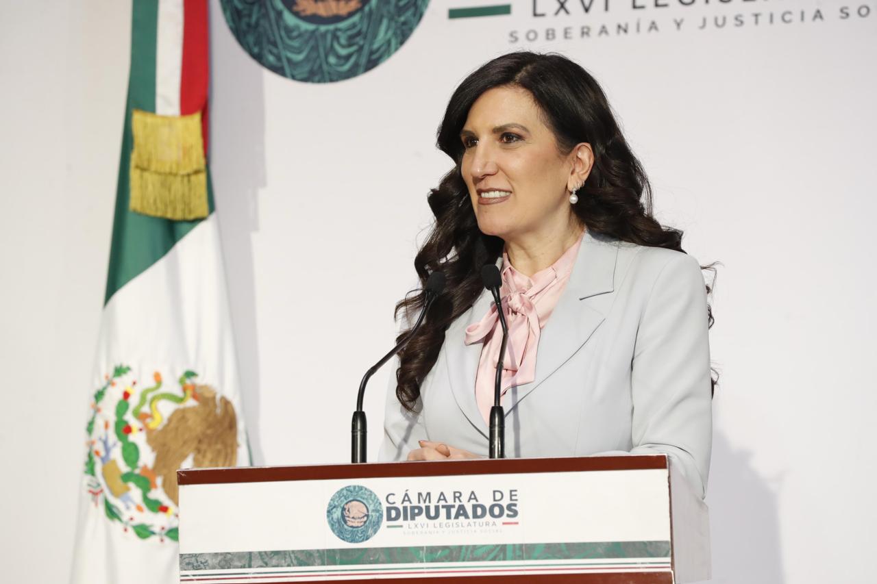 Ser leales a México es combatir a la delincuencia, garantizar el acceso a la salud y defender la democracia: Kenia López Rabadán