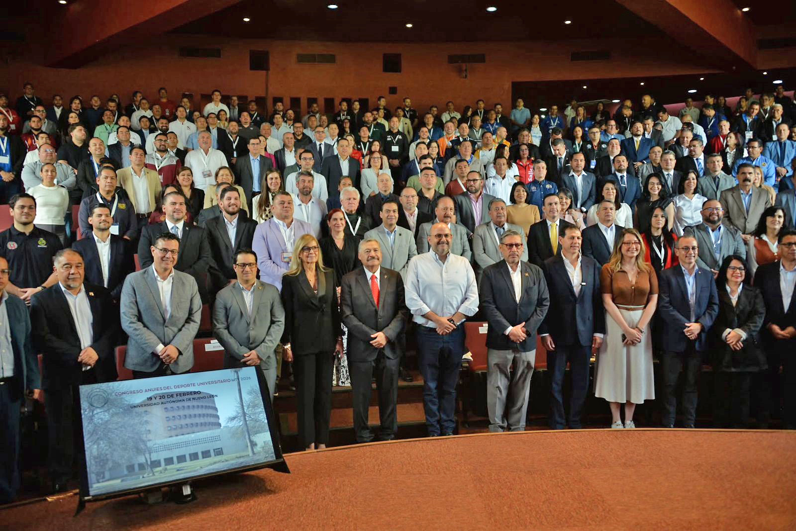 Preside Octavio Pimentel congreso deportivo en N.L.