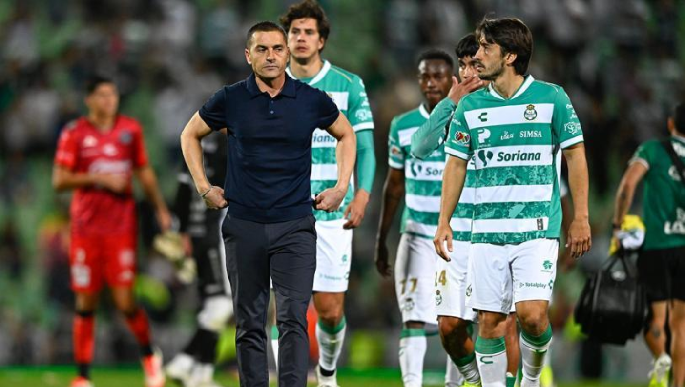 Santos despide al técnico y da ultimátum a jugadores tras crisis