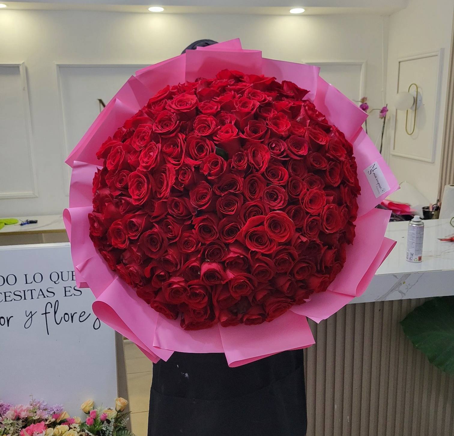 Ofertan las florerías ramos “buchones”