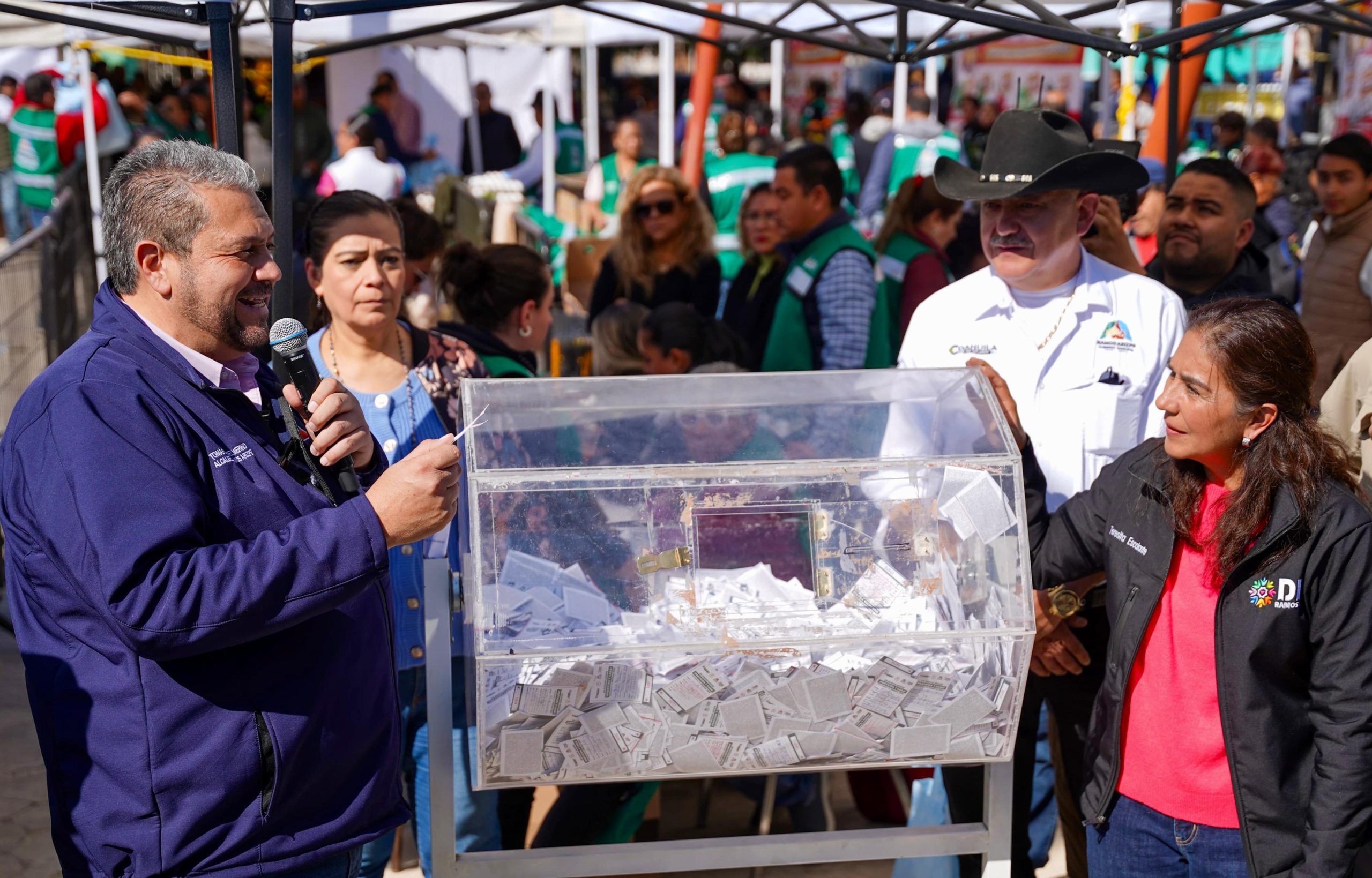 Premian a contribuyentes cumplidos en Ramos Arizpe