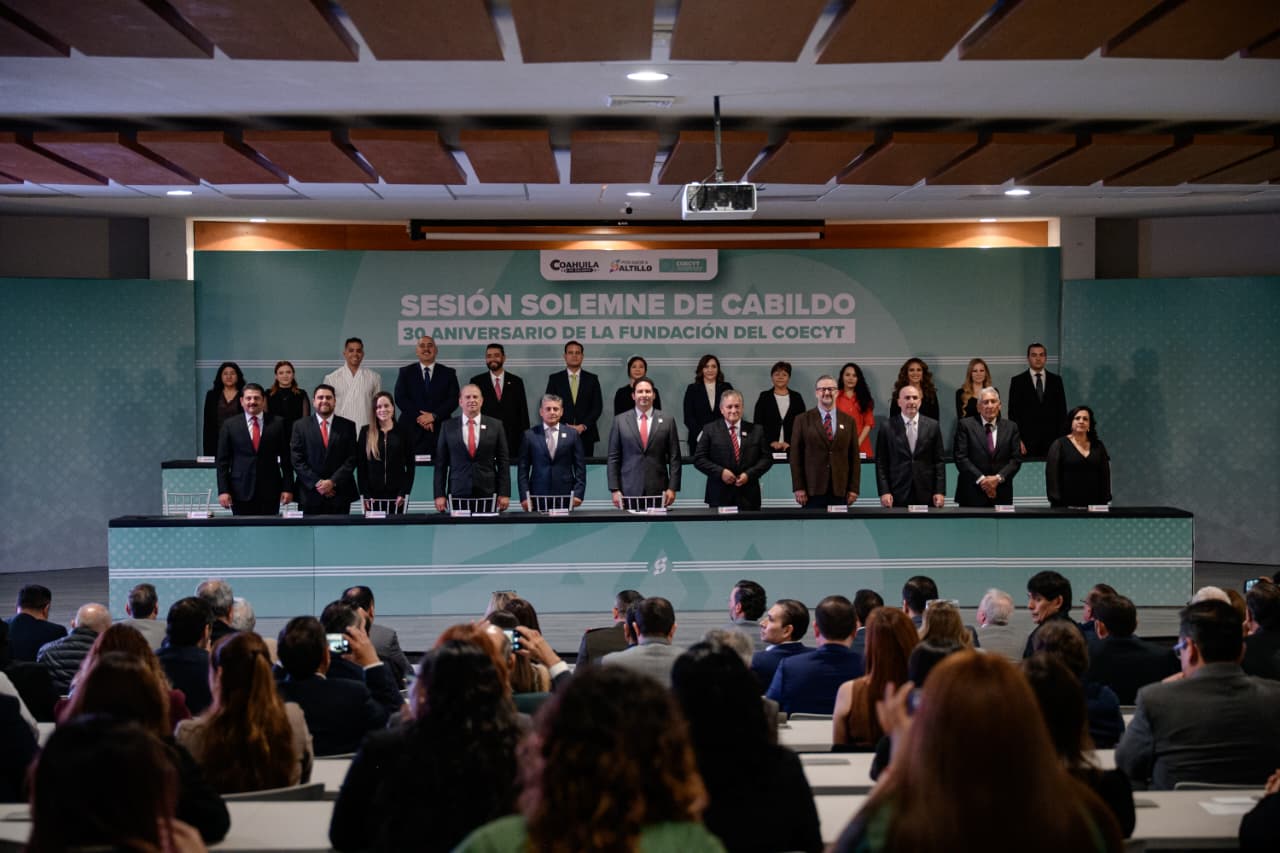 Se realiza sesión solemne de Cabildo por 30 aniversario del COECyT
