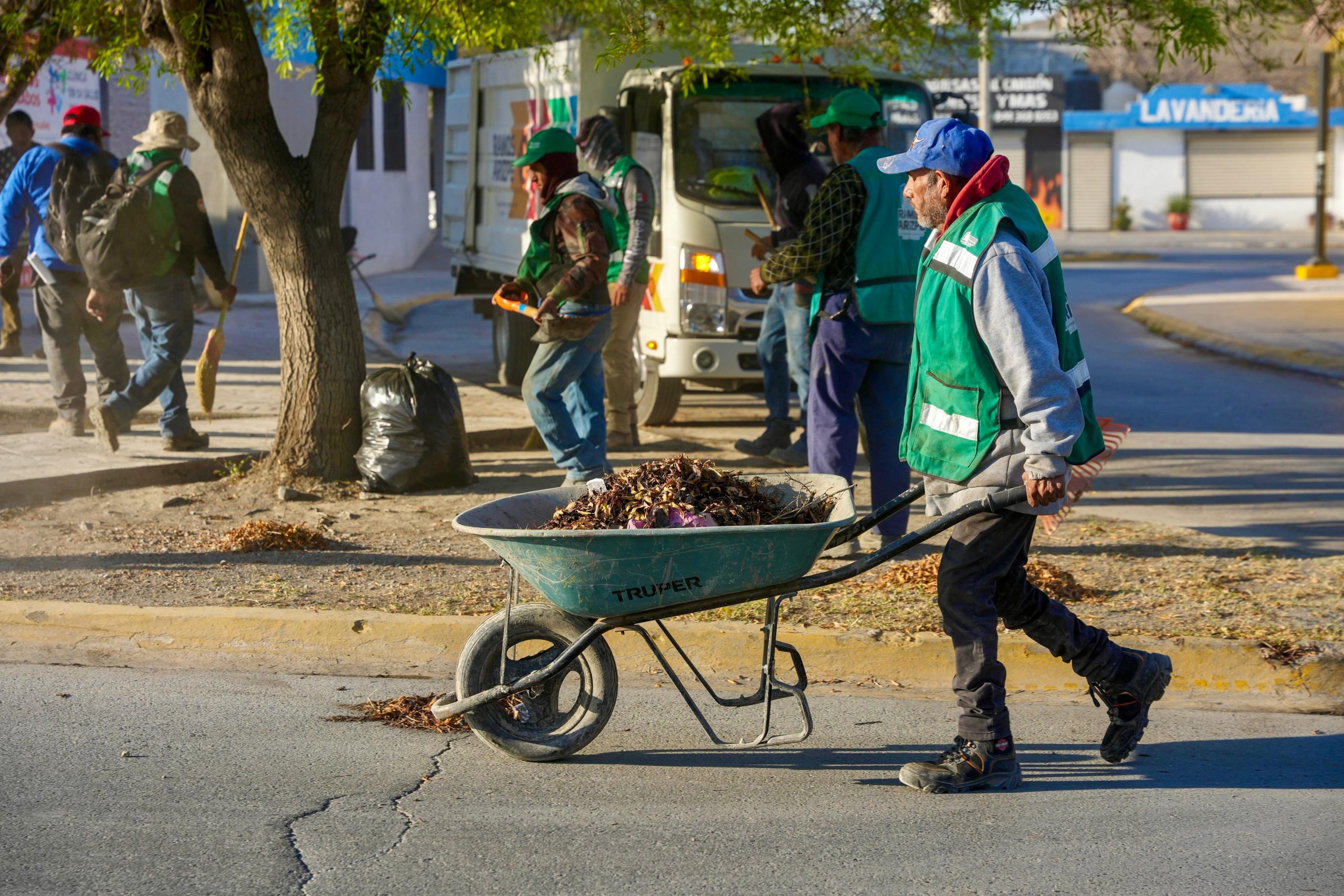 Inicia rehabilitación de plaza en Maravillas a través de Participa Saltillo