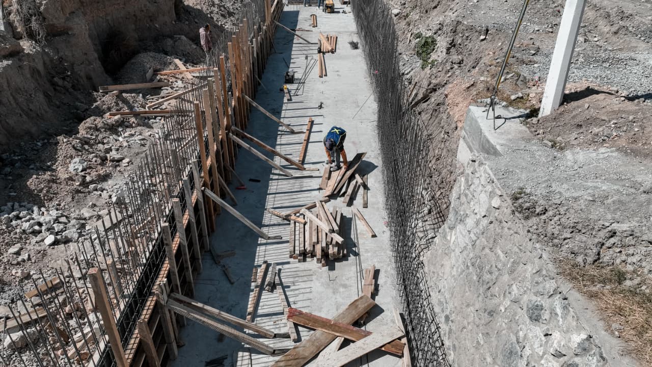 Registra 50 por ciento de avance obra de rehabilitación de canal pluvial de Los Valdez