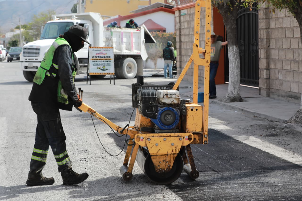 Saltillo fortalece su infraestructura vial; rehabilita asfalto del bulevar Isidro López