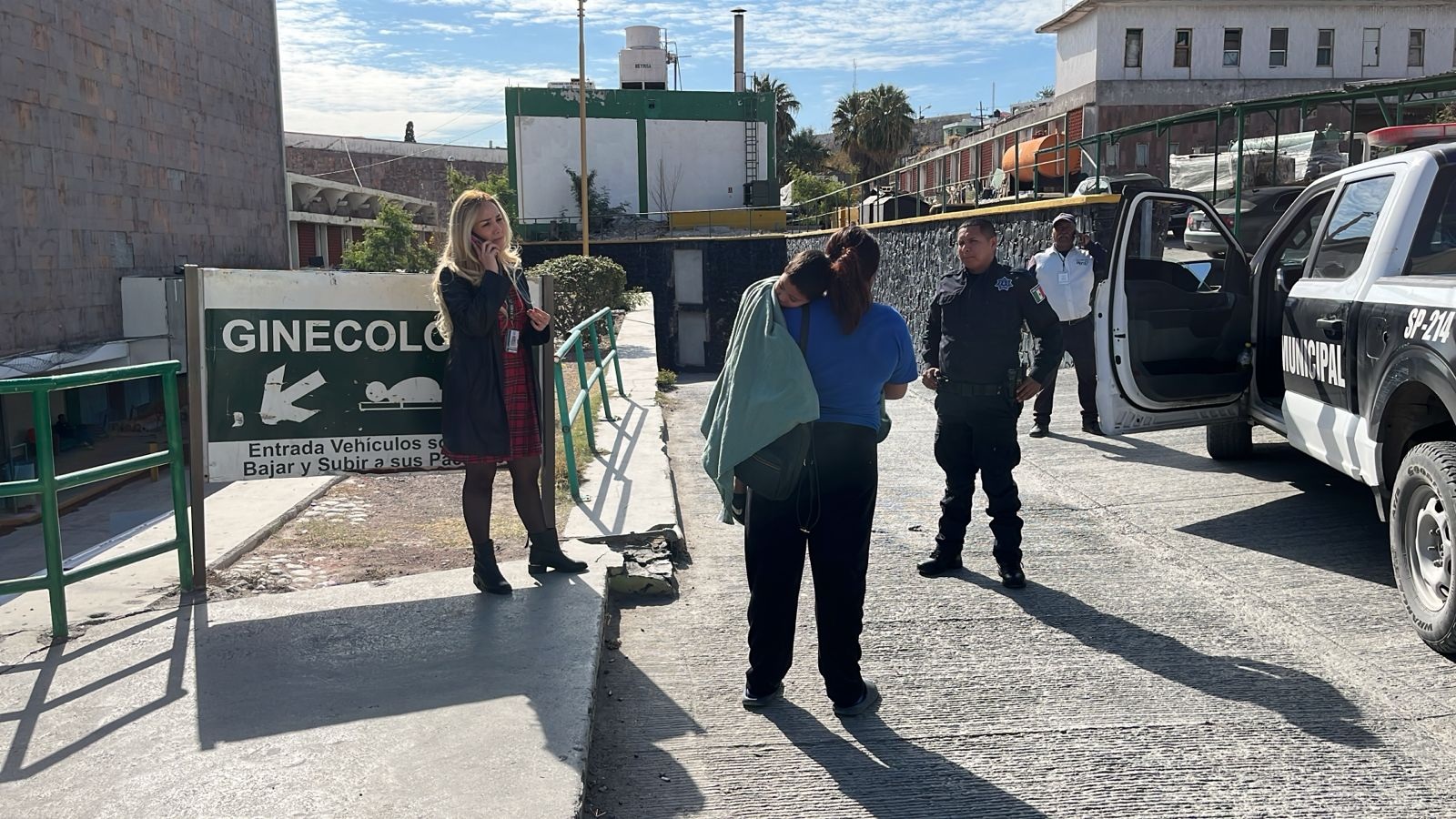 Viven tensión por falla en elevador