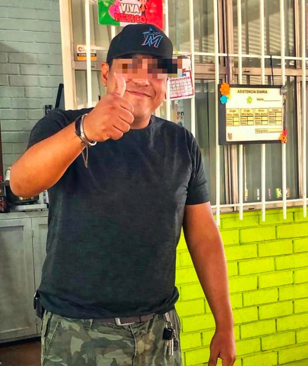 Ofrecen recompensa por maestro acusado de abuso
