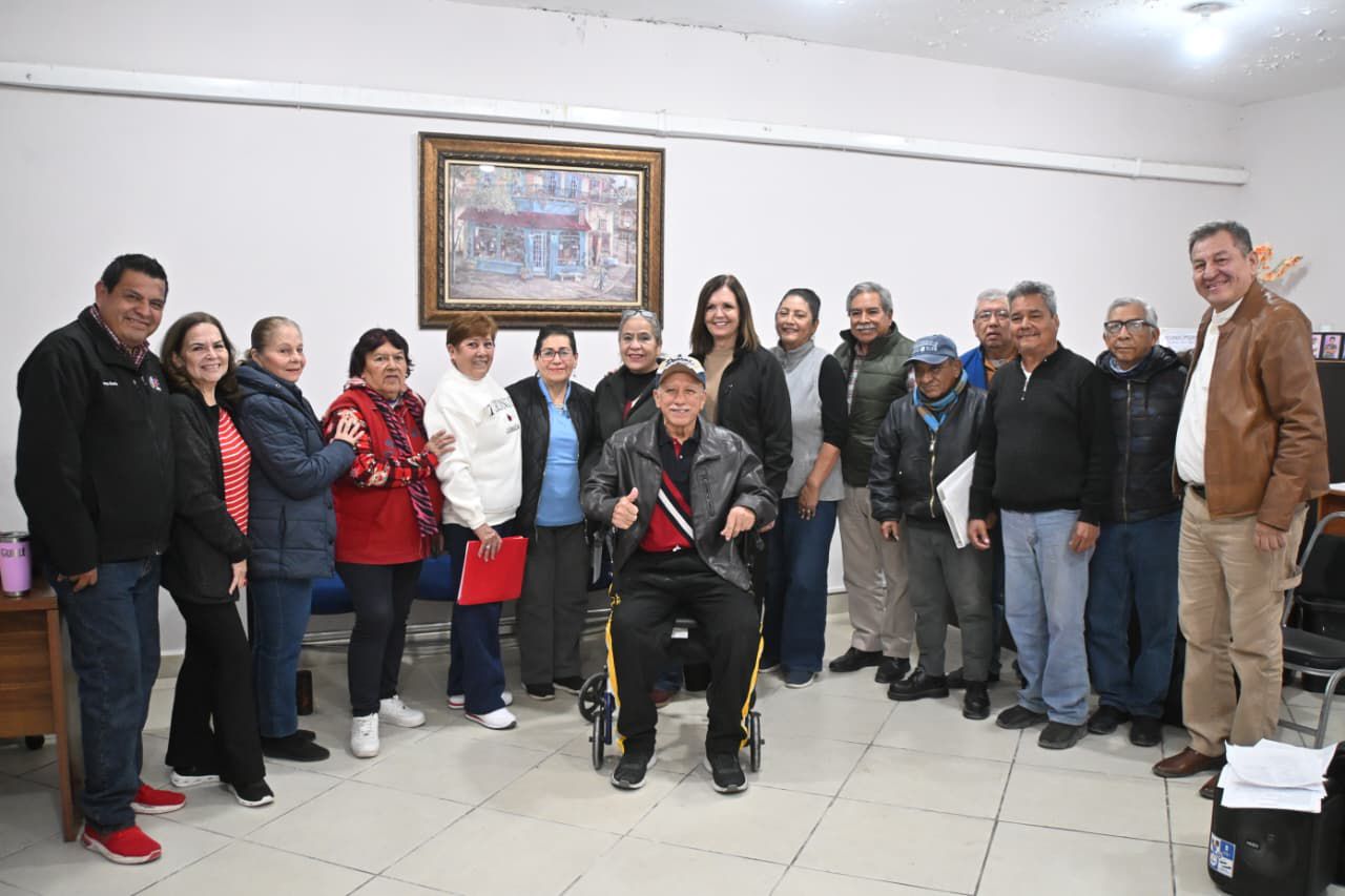 Sari Pérez reconoce talento y participación activa de adultos mayores