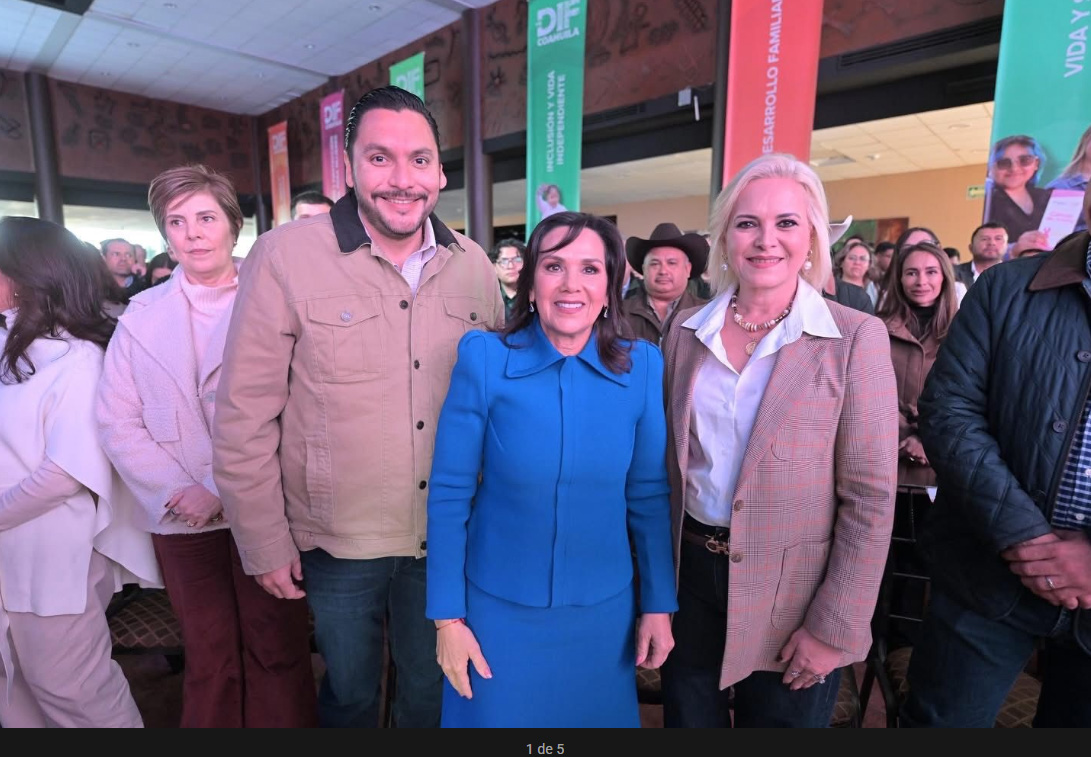 Acompaña Carlos a Liliana Salinas en su Segundo Informe
