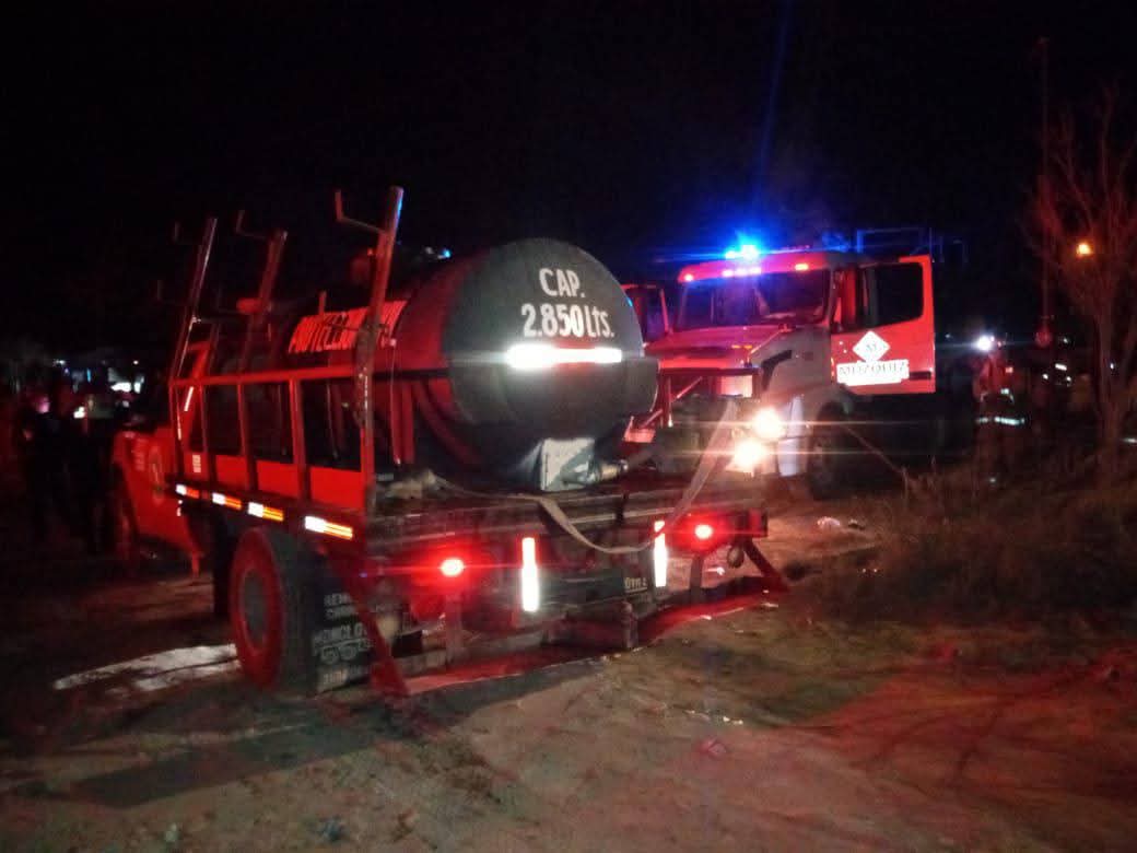 Arrasa incendio casa habitación