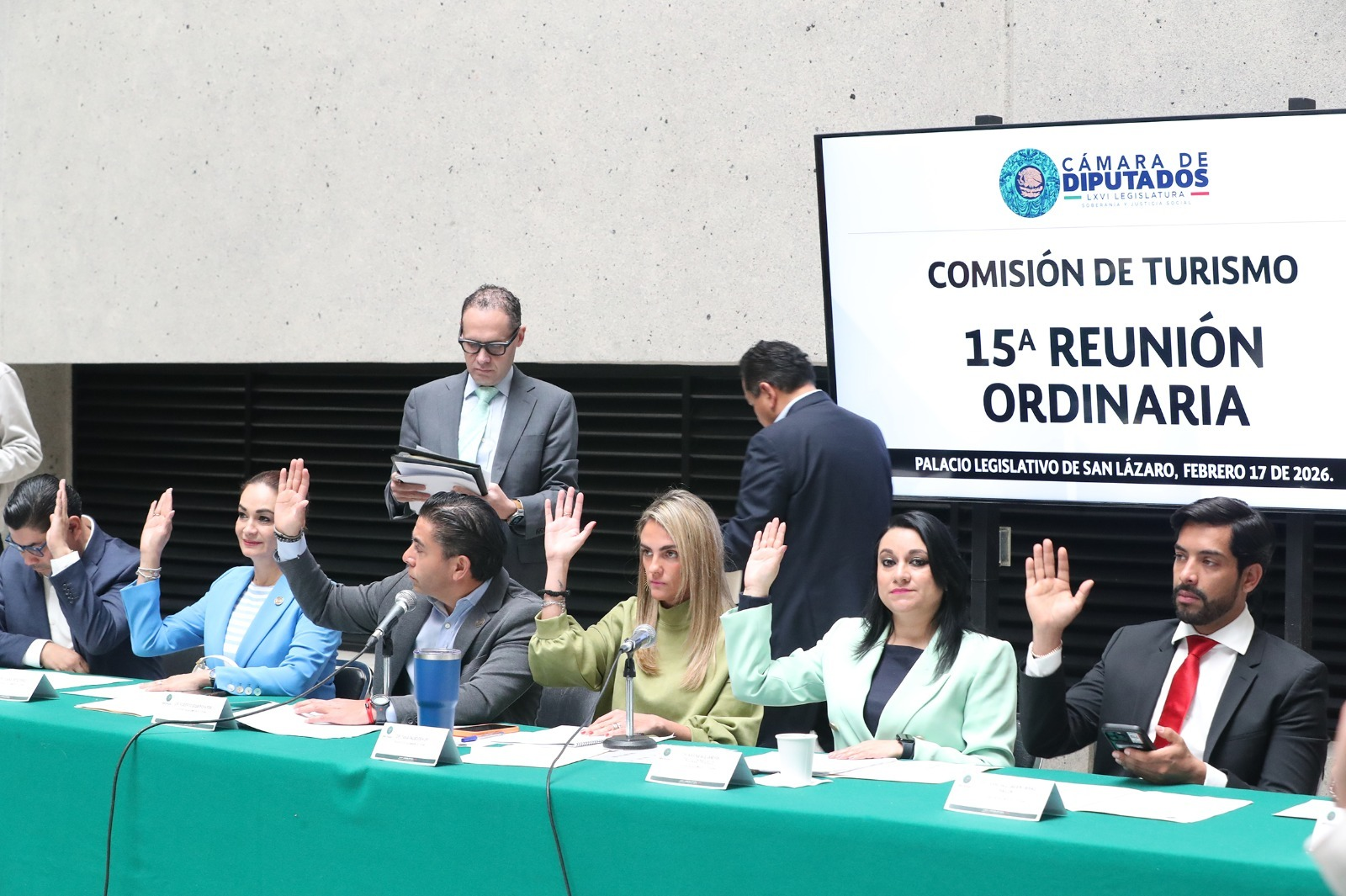 Aprueban en Comisión dictamen para la inclusión de niñas, niños y adolescentes en políticas y programas turísticos