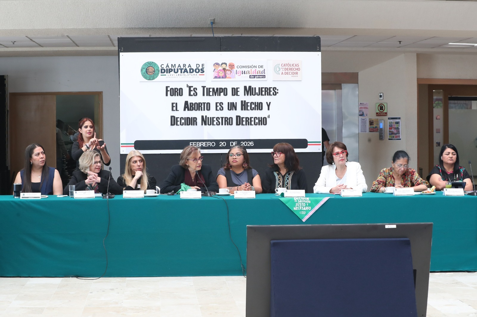 Comisión de Igualdad de Género realizó el foro “Es tiempo de mujeres. El aborto es un hecho y decidir es nuestro derecho”