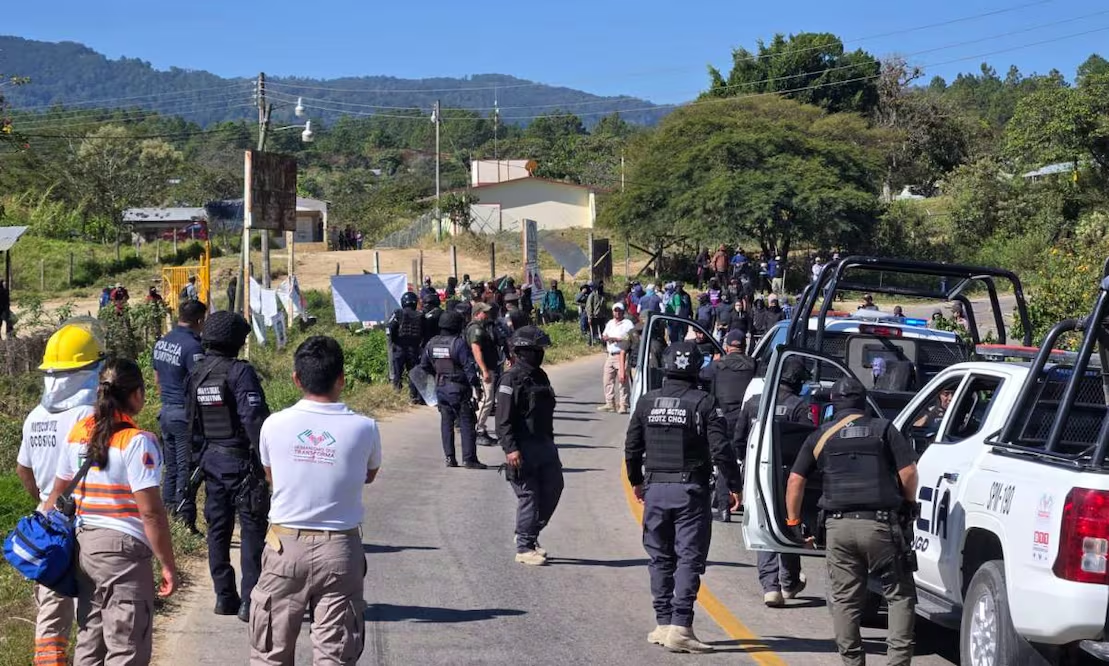 Operativo de desalojo en carretera de Chiapas deja 3 agentes h3ridos de bal4; habitantes exigían cuotas a automovilistas