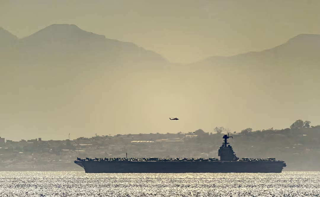 El mayor portaviones de EU ingresa al Mediterráneo y aviones llegan a base aérea en Portugal; ocurre en medio de tensiones con Irán