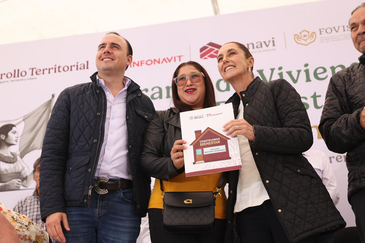 TRABAJANDO EN EQUIPO LOGRAN ENTREGA DE VIVIENDAS EN MONCLOVA